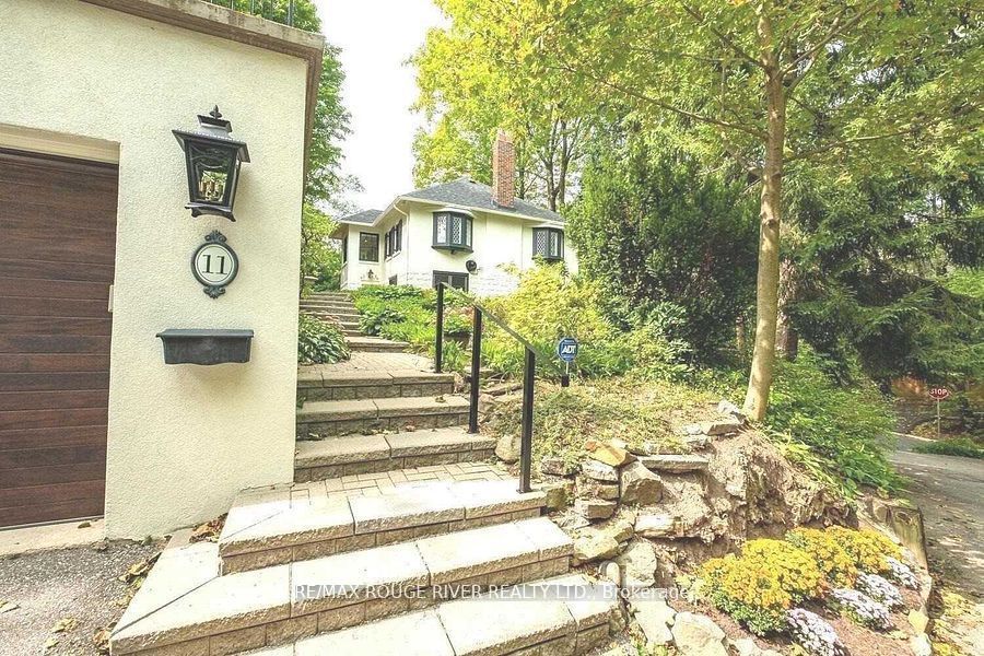 11 Donwoods Drive, Toronto, ON M4N 2E9 photo 5