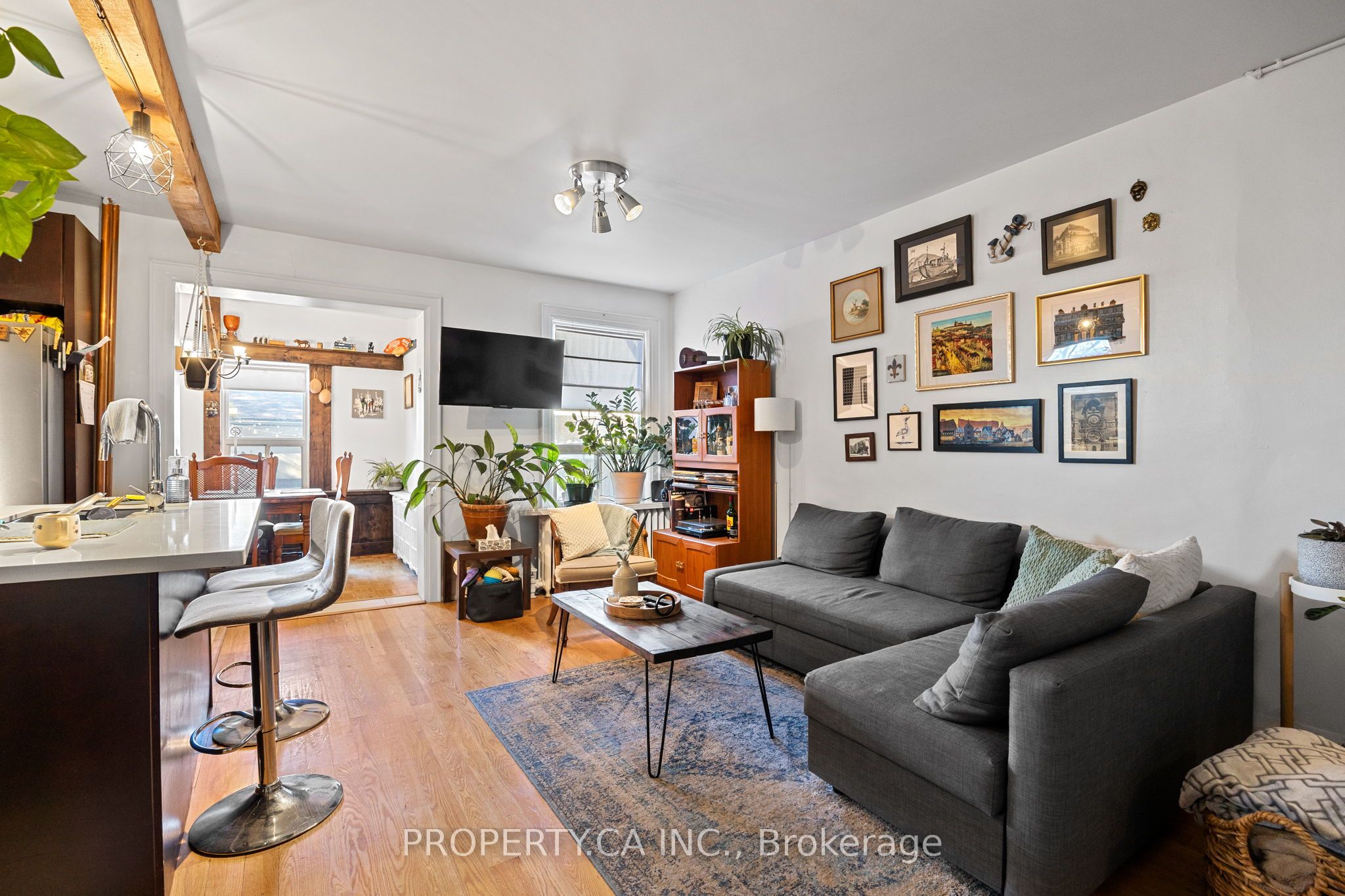 396 Roxton Road, Toronto, ON M6G 3R2 photo 3