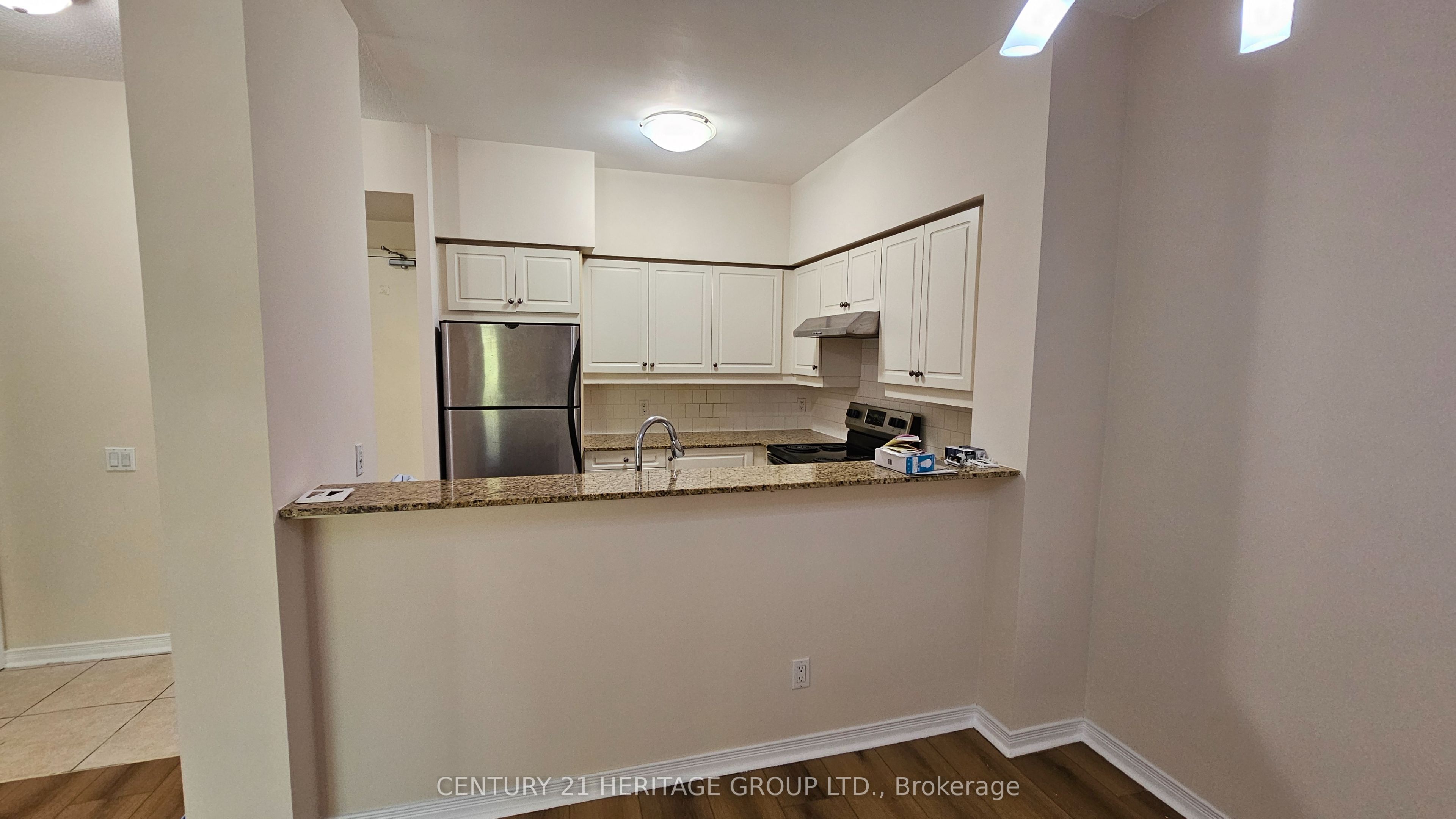 451 Rosewell Avenue 202, Toronto, ON M4R 2H8 photo 4