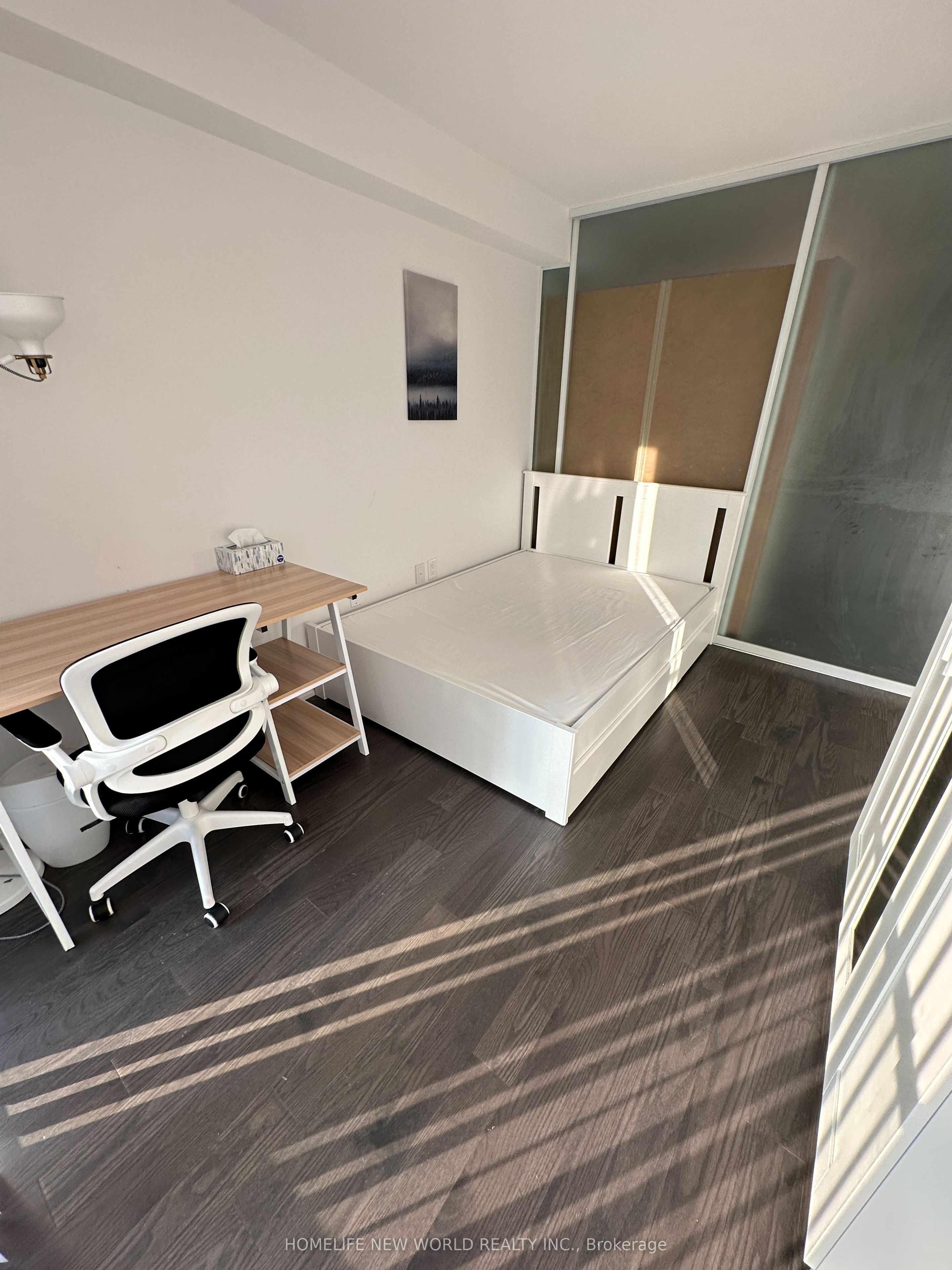 955 Bay Street 1413, Toronto, ON M5S 0C6 photo 5