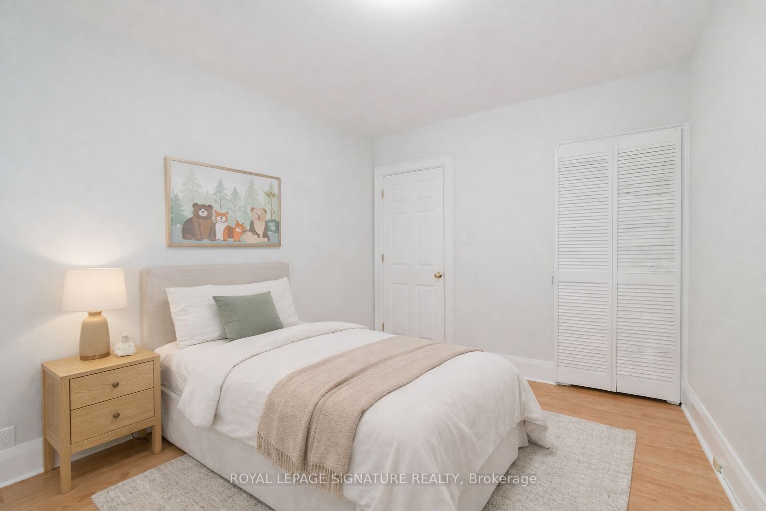 27 Hillsboro Avenue Unit 2, Toronto, ON M5R 1S6 photo 2