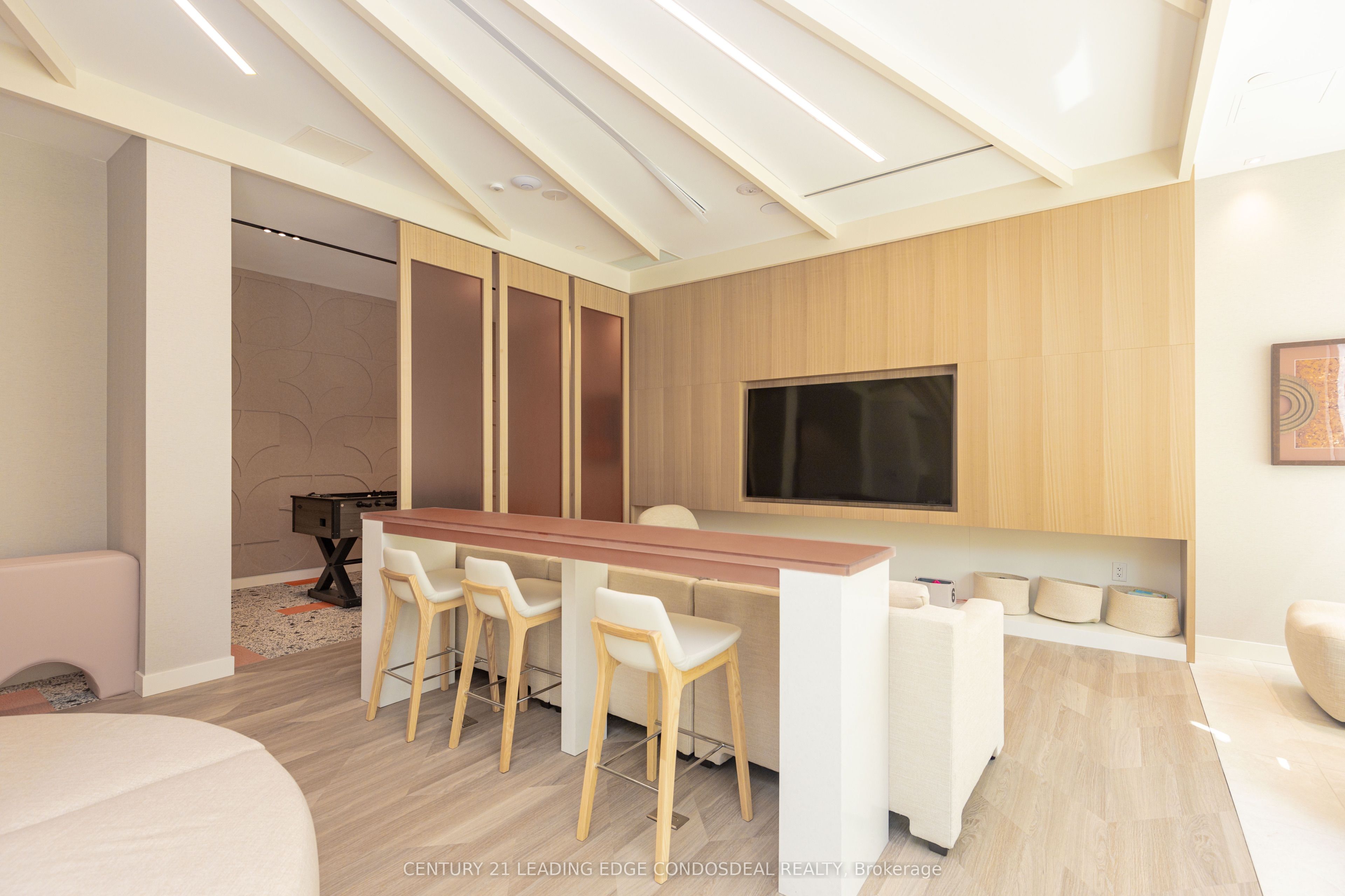 10 Oak Street 2507, Toronto, ON M5A 0Z1 photo 5