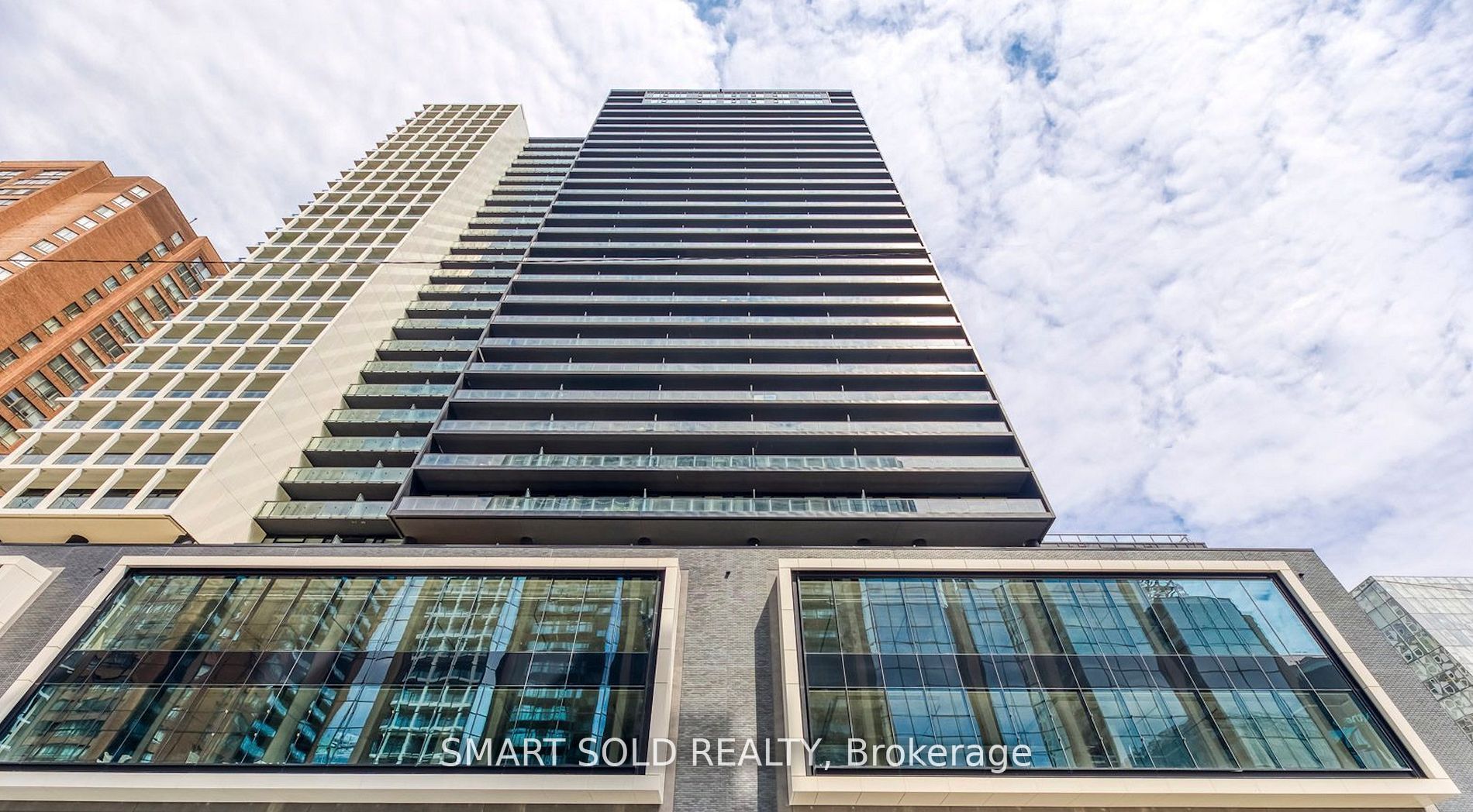 20 Edward Street 2620, Toronto, ON M5G 0C5 photo 2