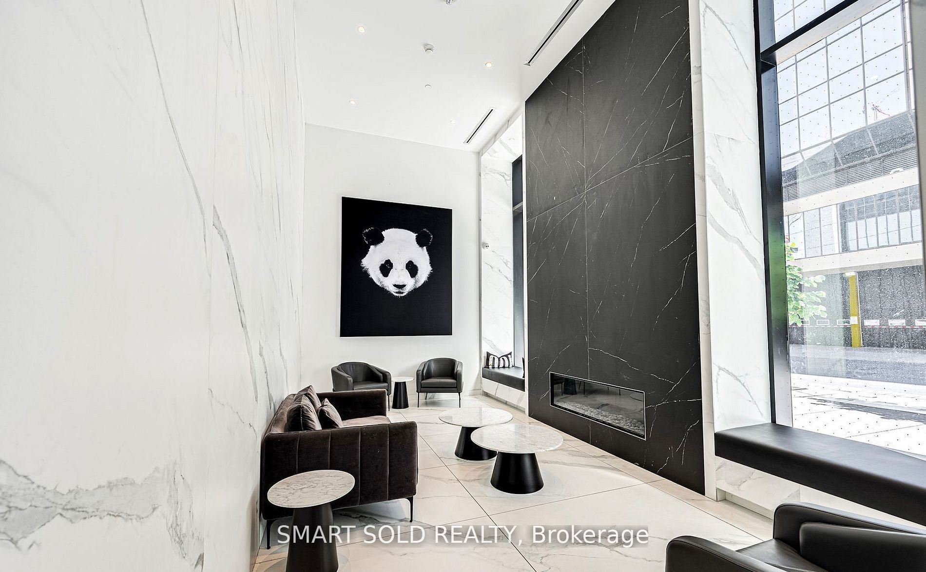 20 Edward Street 2620, Toronto, ON M5G 0C5 photo 3