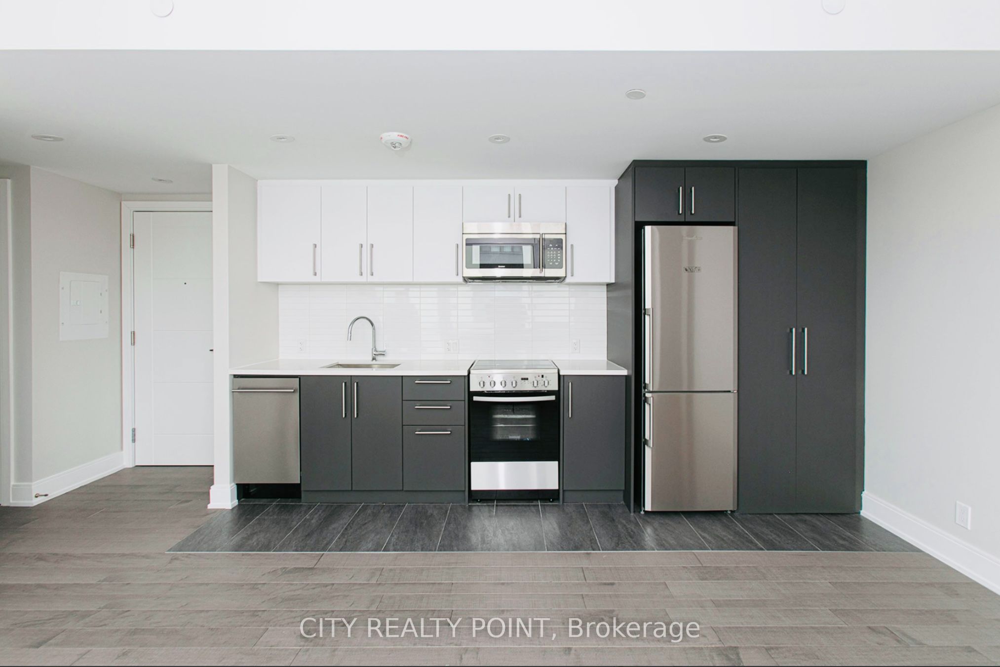 11 Walmer Road 103, Toronto, ON M5R 2W9 photo 4