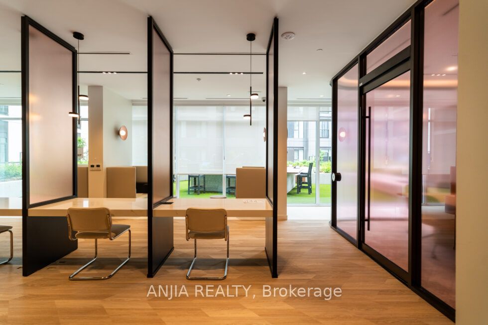 10 OAK Street 2501, Toronto, ON M5A 0Z1 photo 5