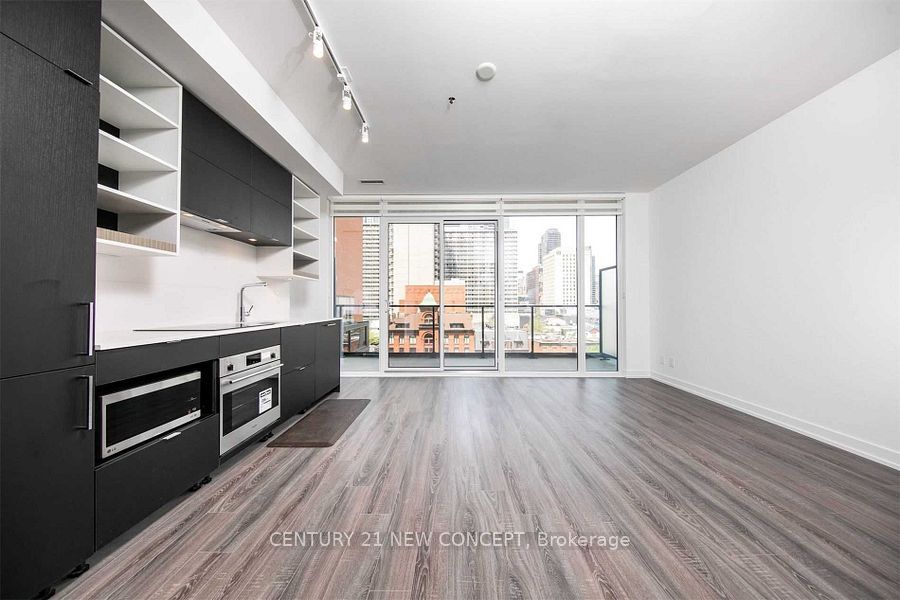 20 Edward Street 520, Toronto, ON M5G 0C5 photo 3