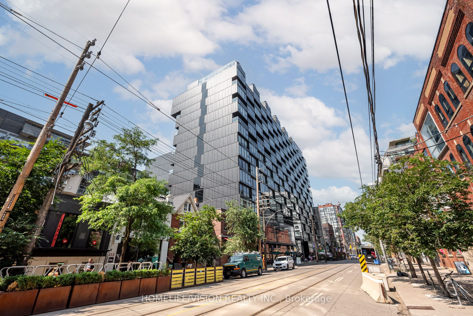 629 KING Street W PH 1415, Toronto, ON M5V 0G9
