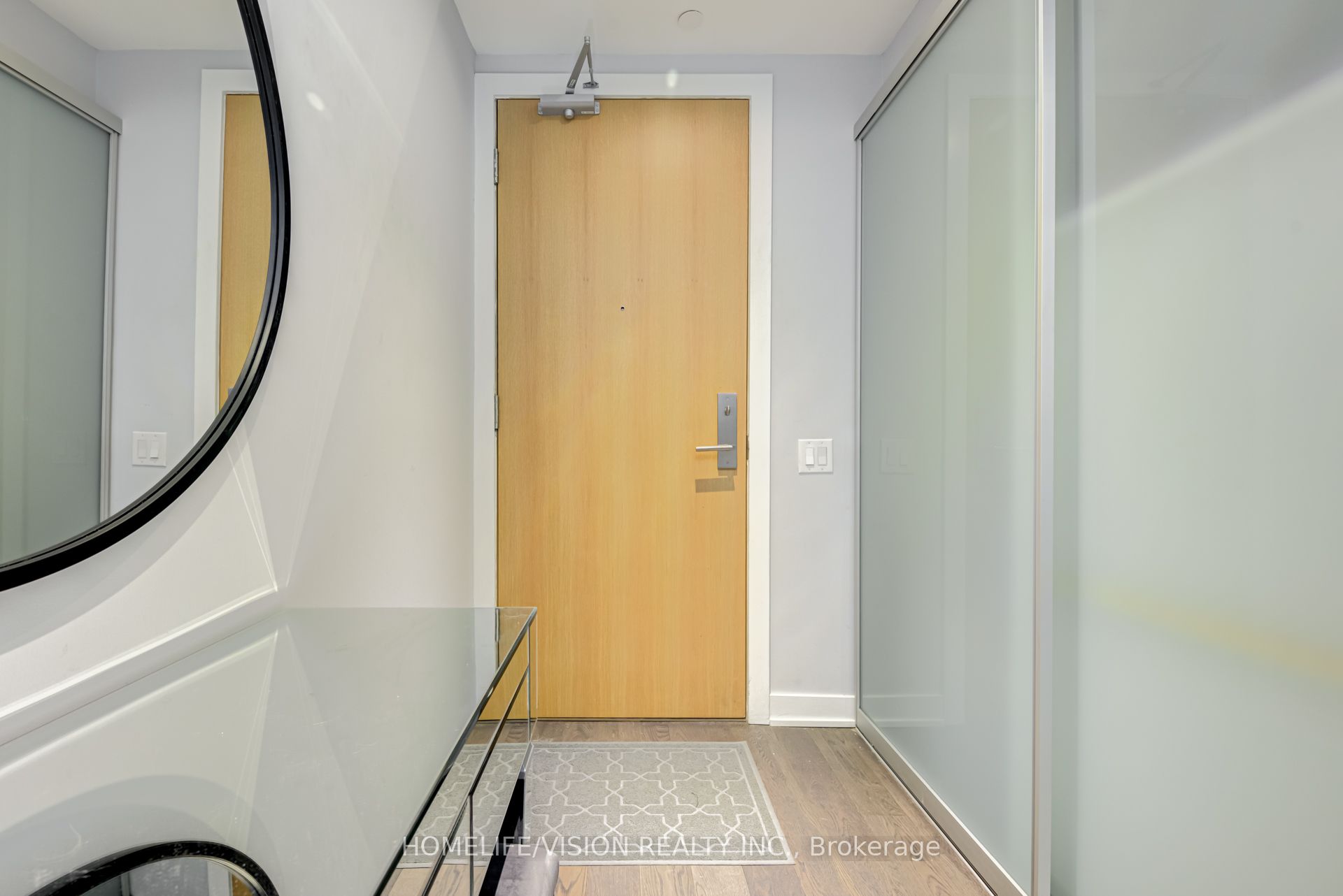629 KING Street W PH 1415, Toronto, ON M5V 0G9 photo 3
