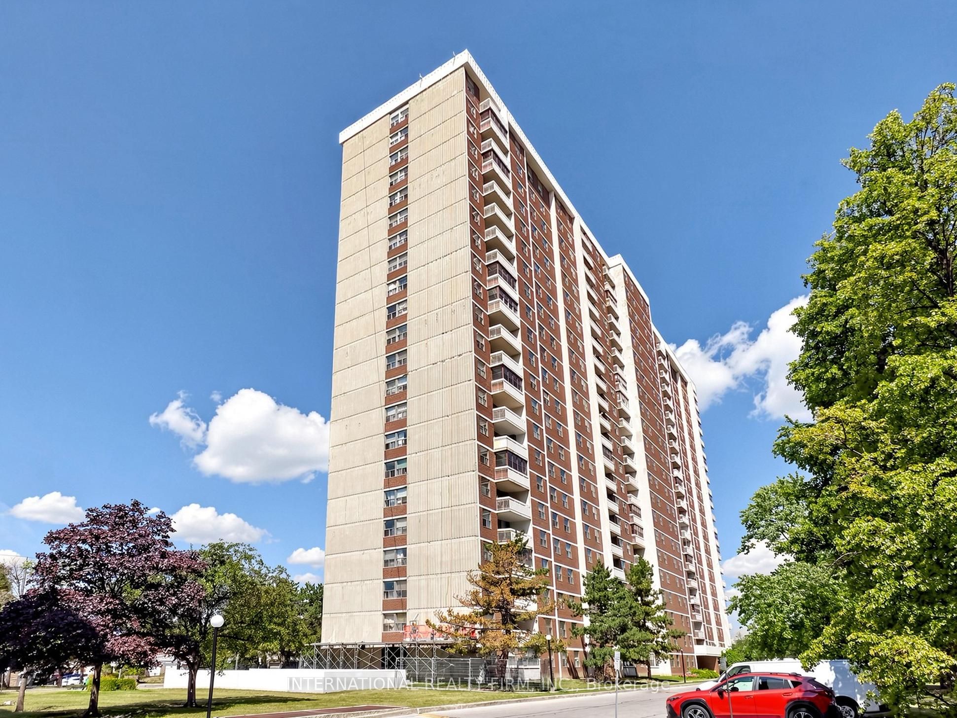 205 Hilda Avenue 1812, Toronto, ON M2M 4B1