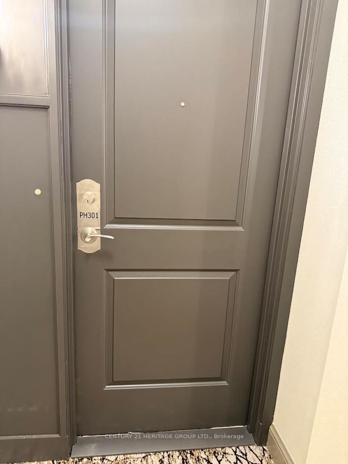 133 Wynford Drive, Toronto, ON M3C 0J5