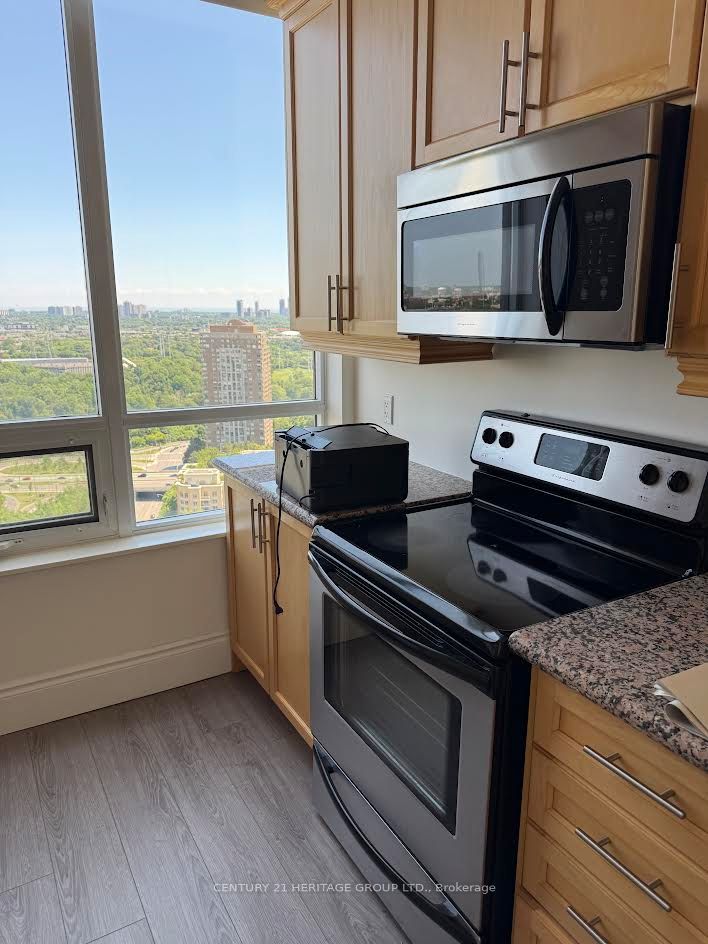 133 Wynford Drive, Toronto, ON M3C 0J5 photo 4