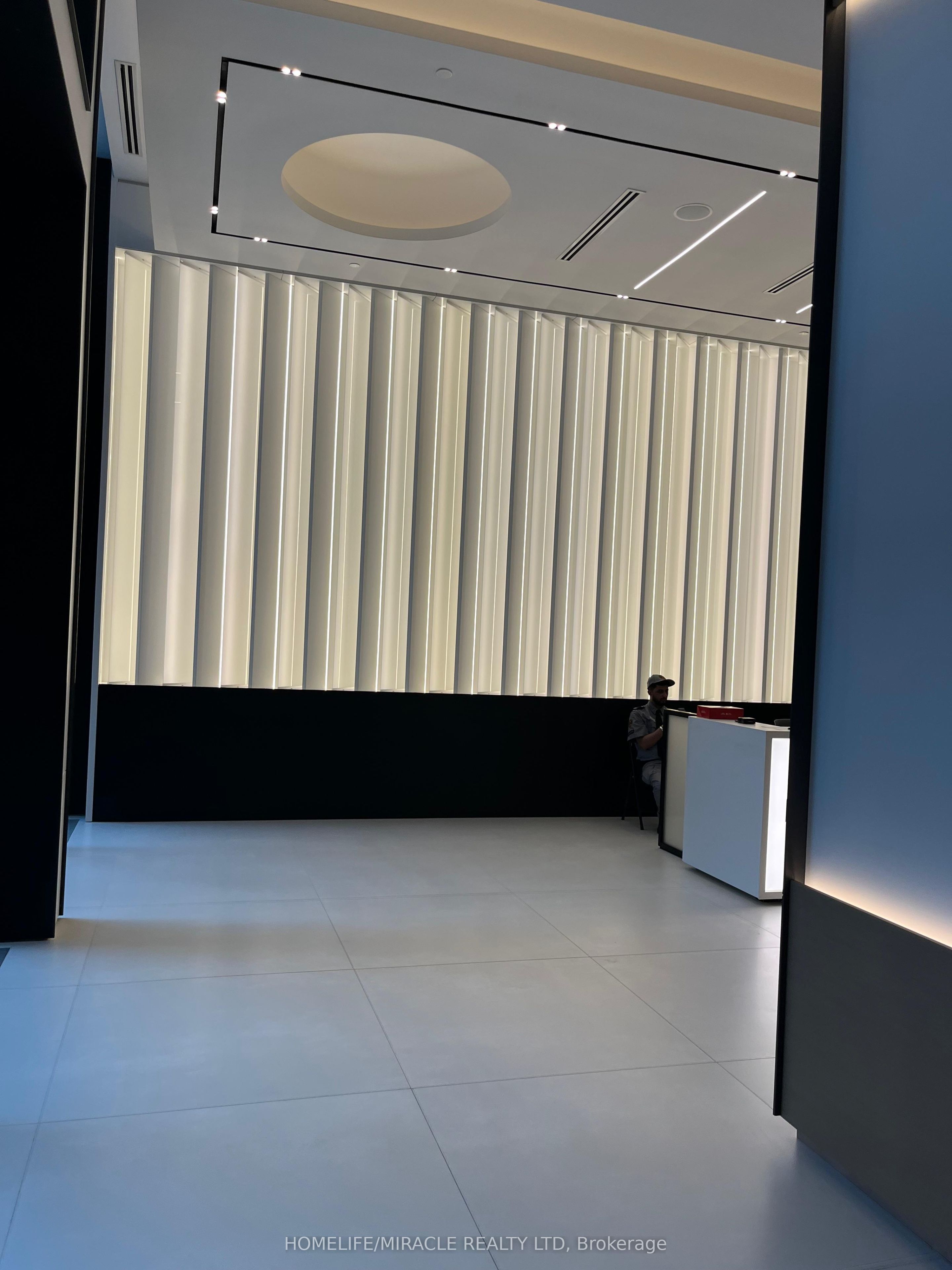 400 King Street 1801, Toronto, ON M5V 1K2 photo 4