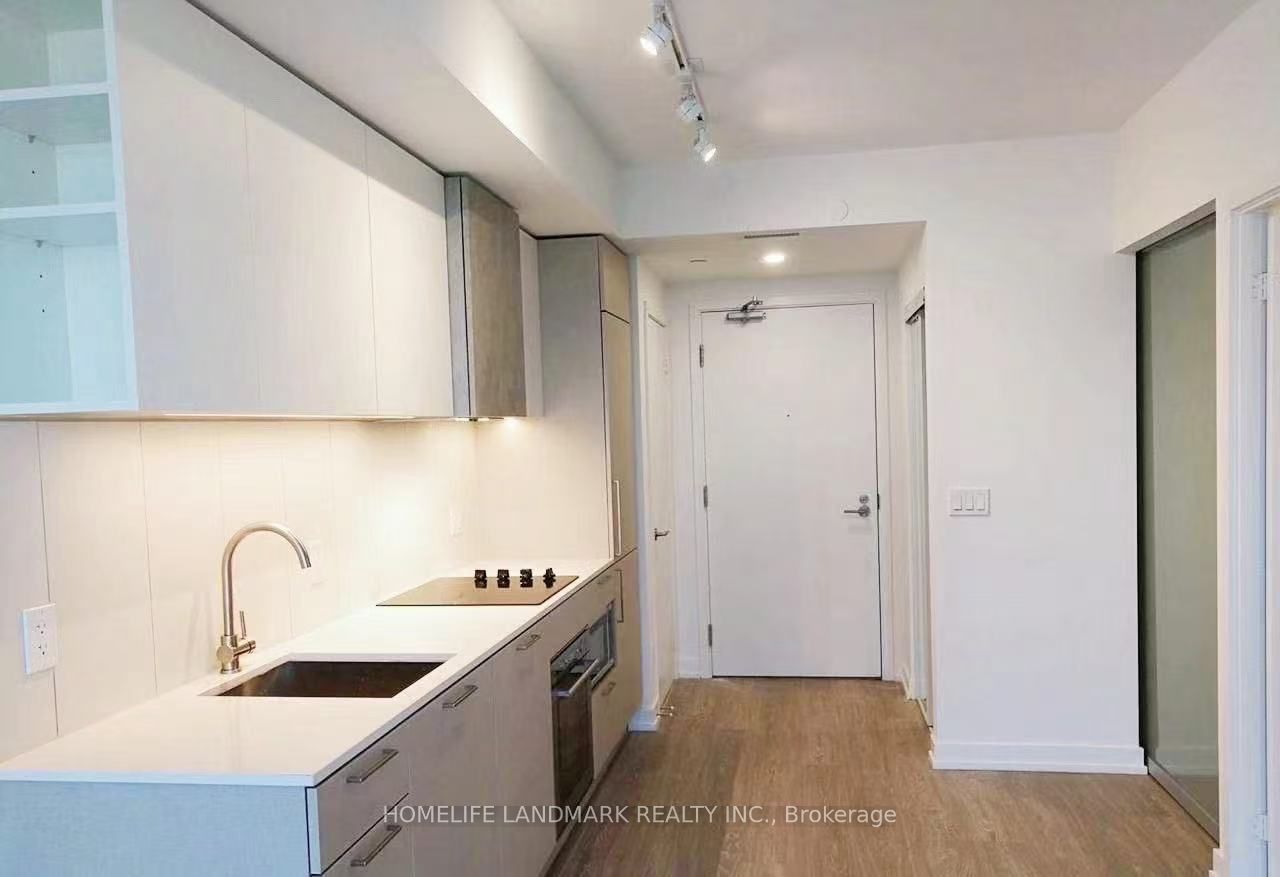 19 Western Battery Road Ph 03, Toronto, ON M6K 3S4 photo 2