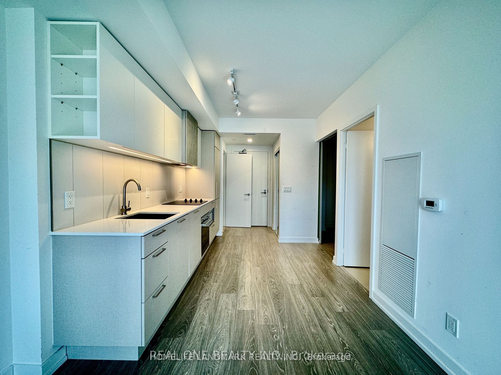 19 Western Battery Road Ph 03, Toronto, ON M6K 3S4 photo 5