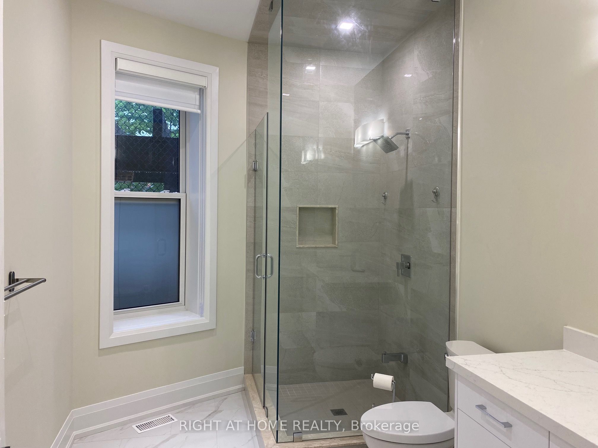 88 Brunswick Avenue Apt 1, Toronto, ON M5S 2L7 photo 4
