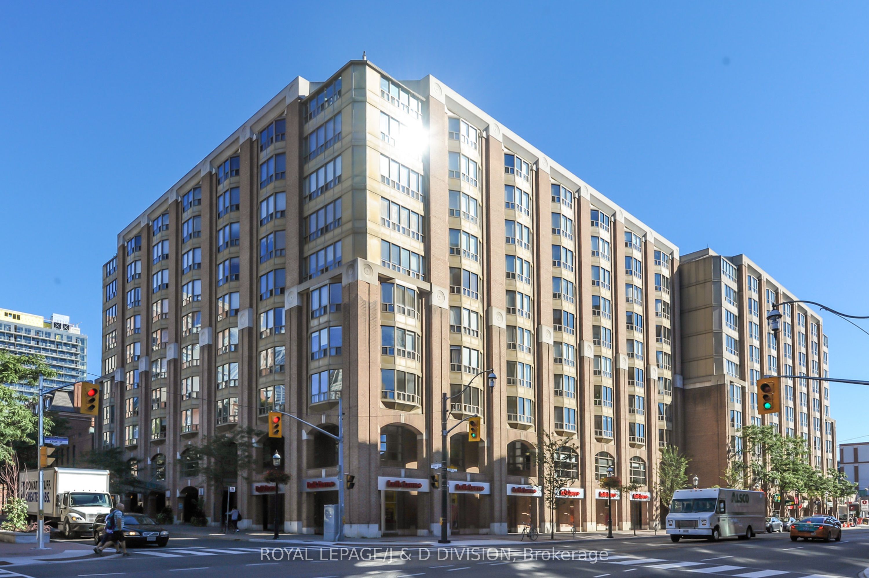 25 George Street 405, Toronto, ON M5A 4L8