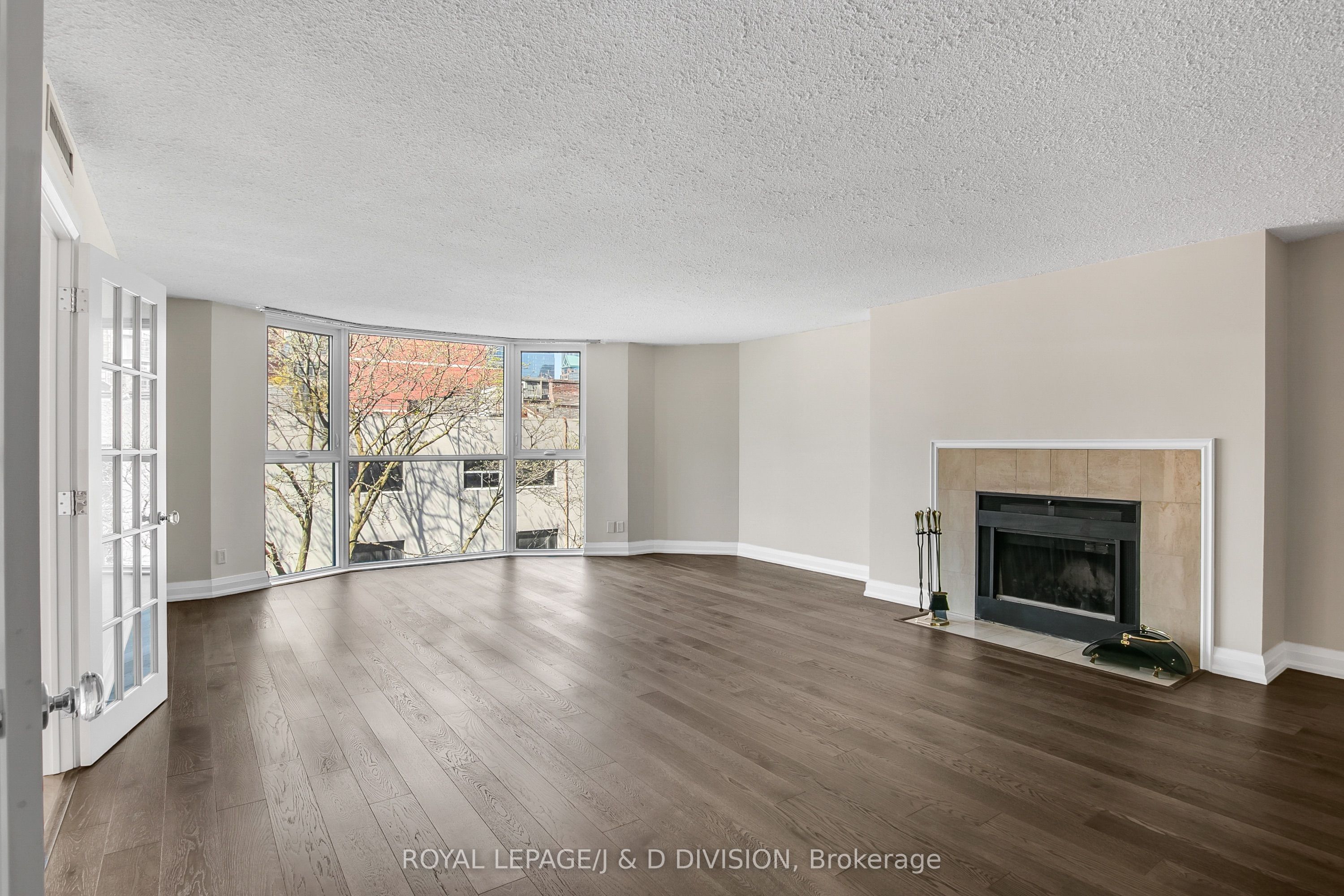 25 George Street 405, Toronto, ON M5A 4L8 photo 5