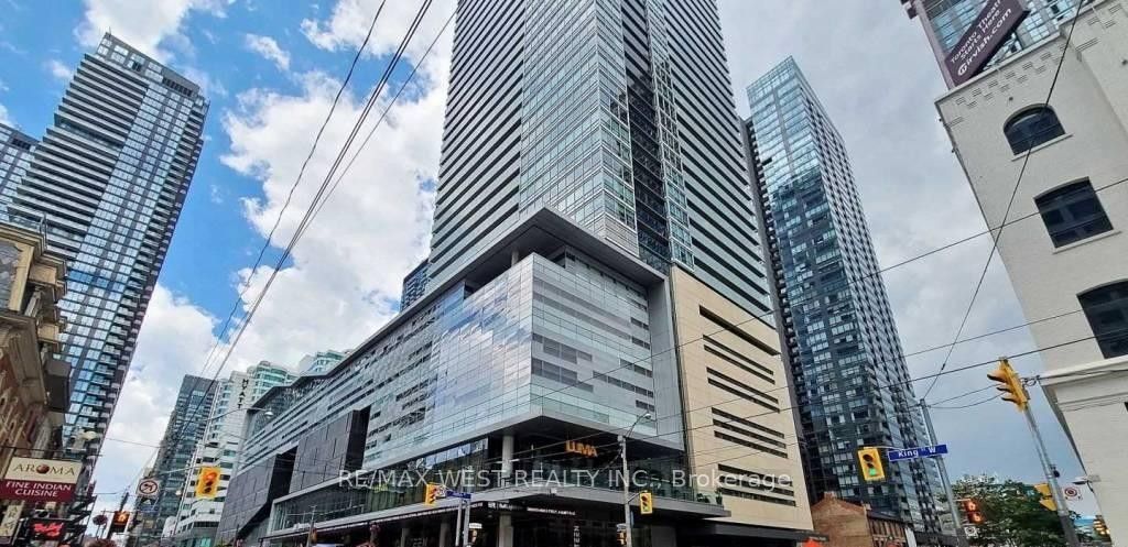 80 John Street 4405, Toronto, ON M9N 1J7 photo 2