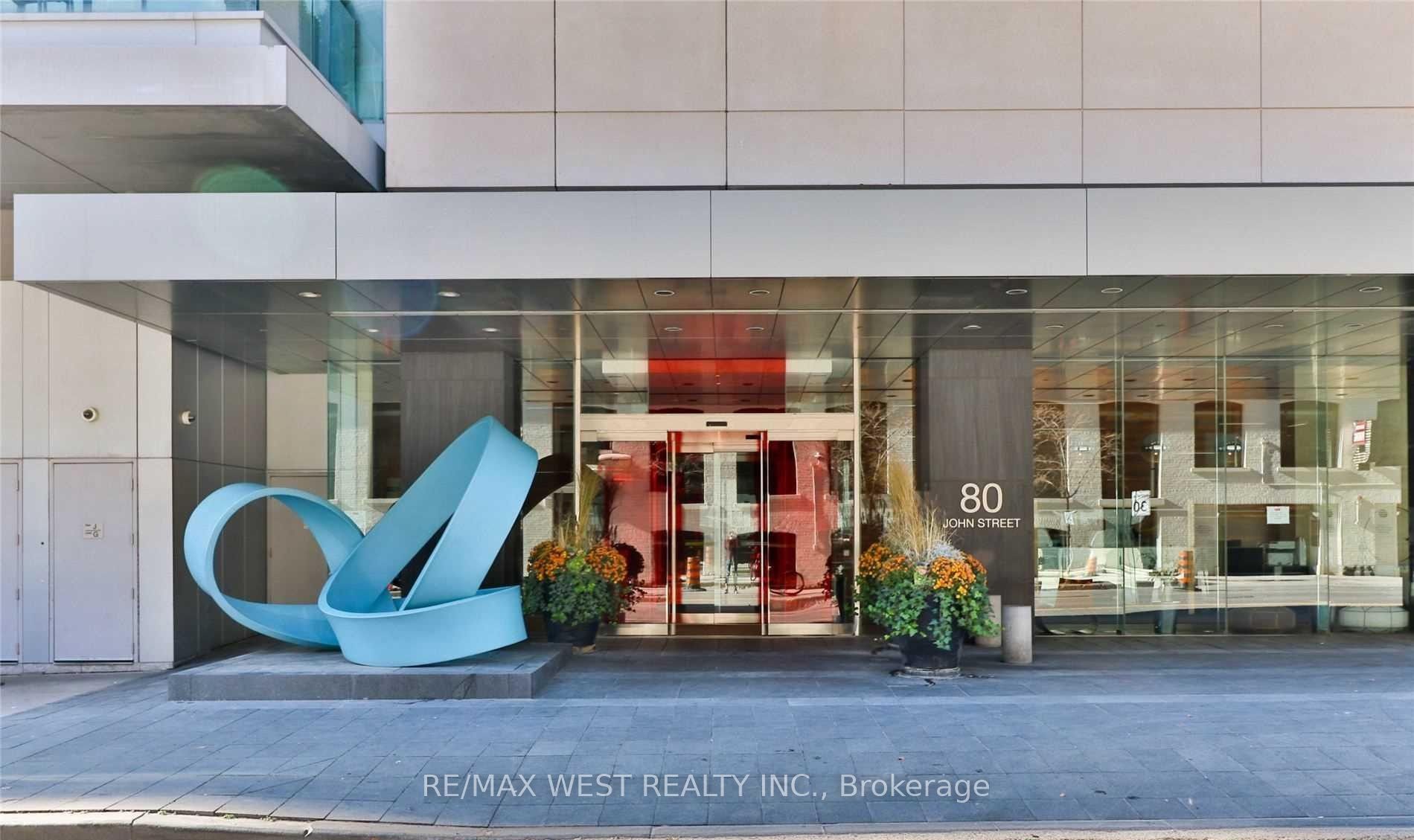 80 John Street 4405, Toronto, ON M9N 1J7 photo 3