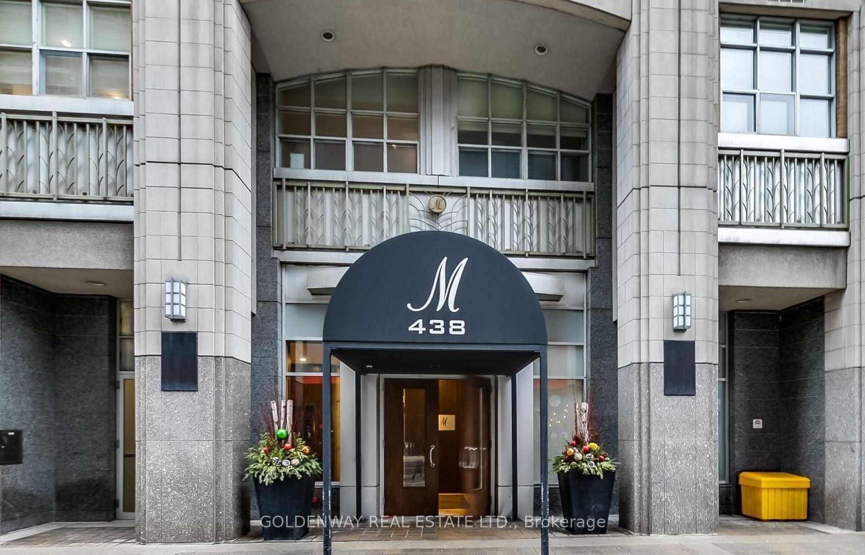438 Richmond Street W 921, Toronto, ON M5V 3S6