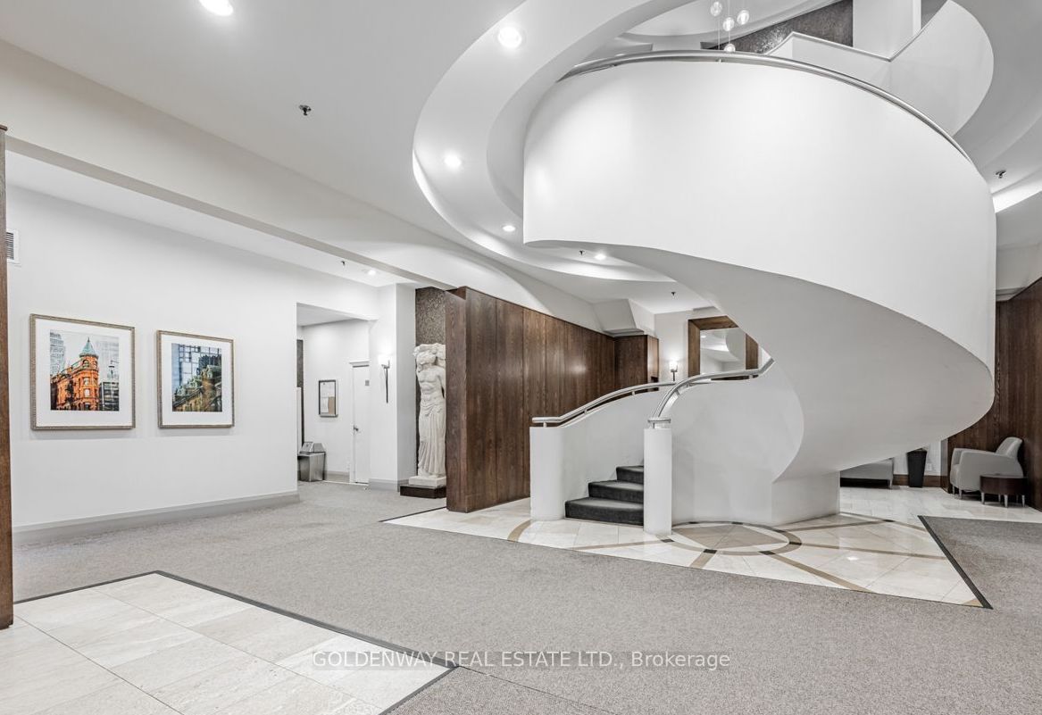 438 Richmond Street W 921, Toronto, ON M5V 3S6 photo 2