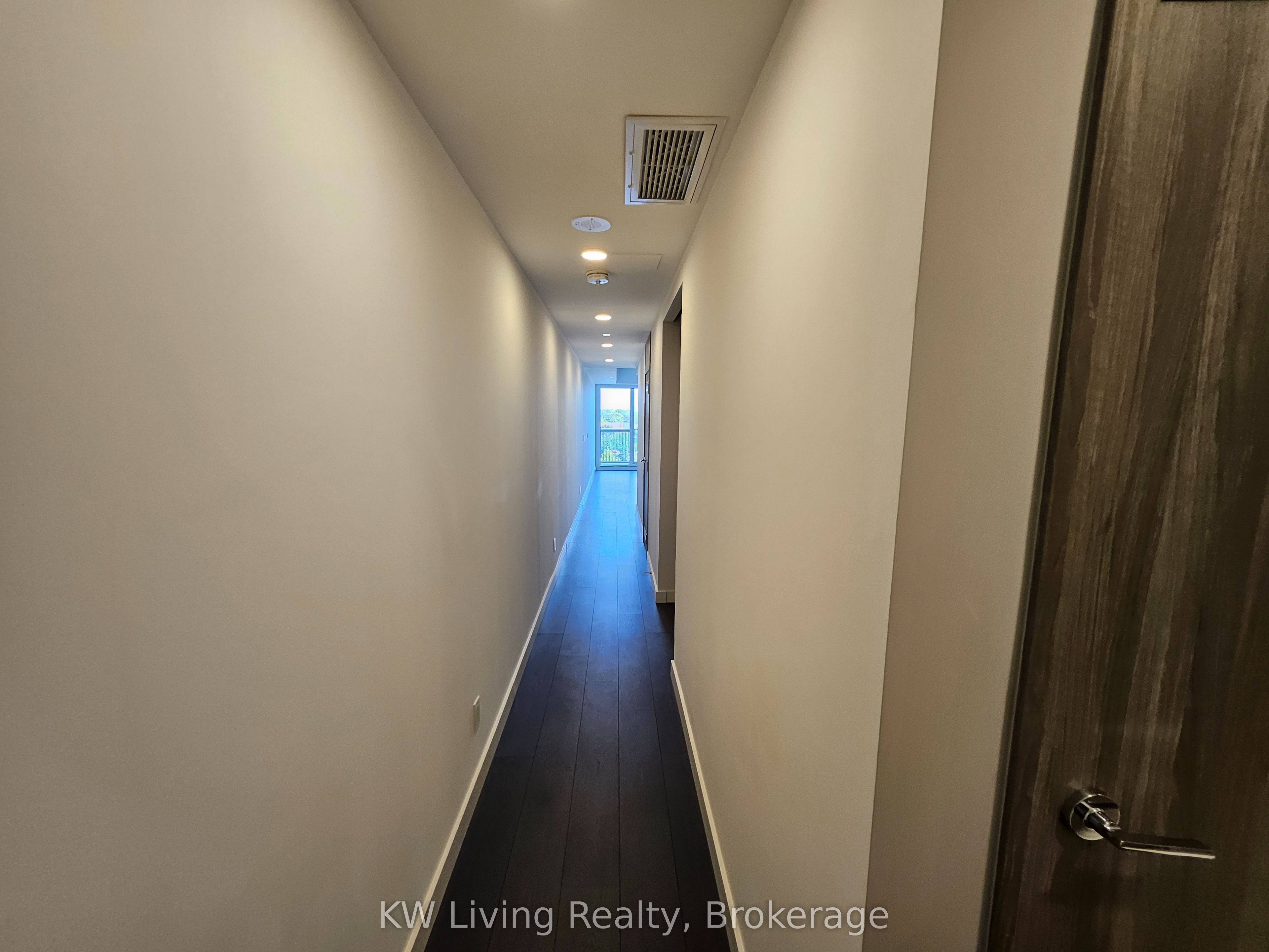 68 Esther Shiner Boulevard 556, Toronto, ON M2K 0J7 photo 2
