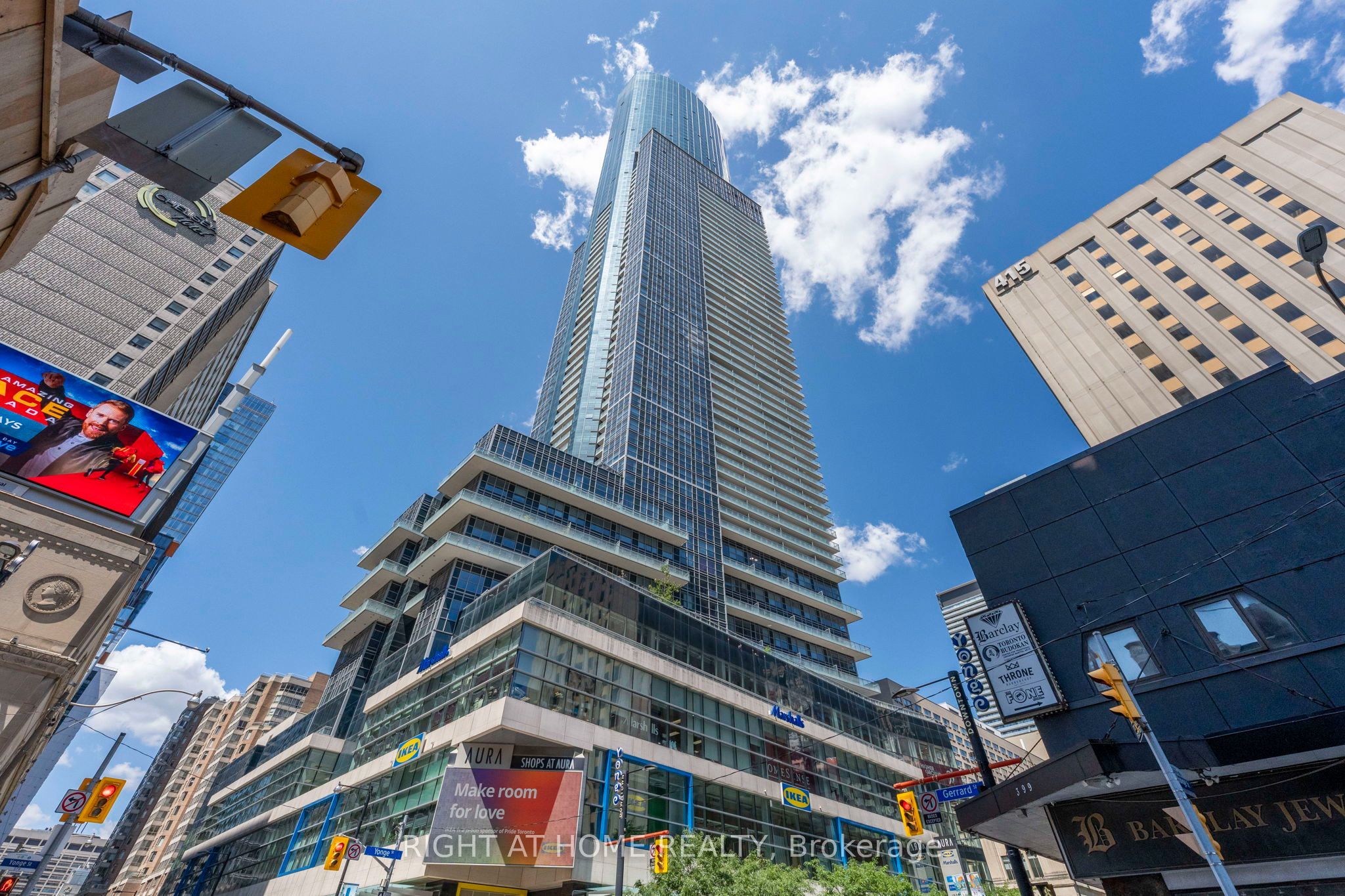 386 Yonge Street 5614, Toronto, ON M5B 0A5