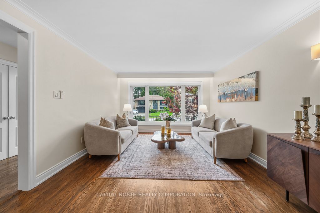 105 Rockford Road, Toronto, ON M2R 3A9 photo 4