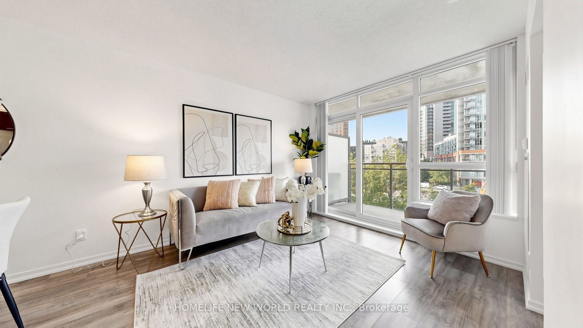 38 Joe Shuster Way 425, Toronto, ON M6K 0A4 photo 3