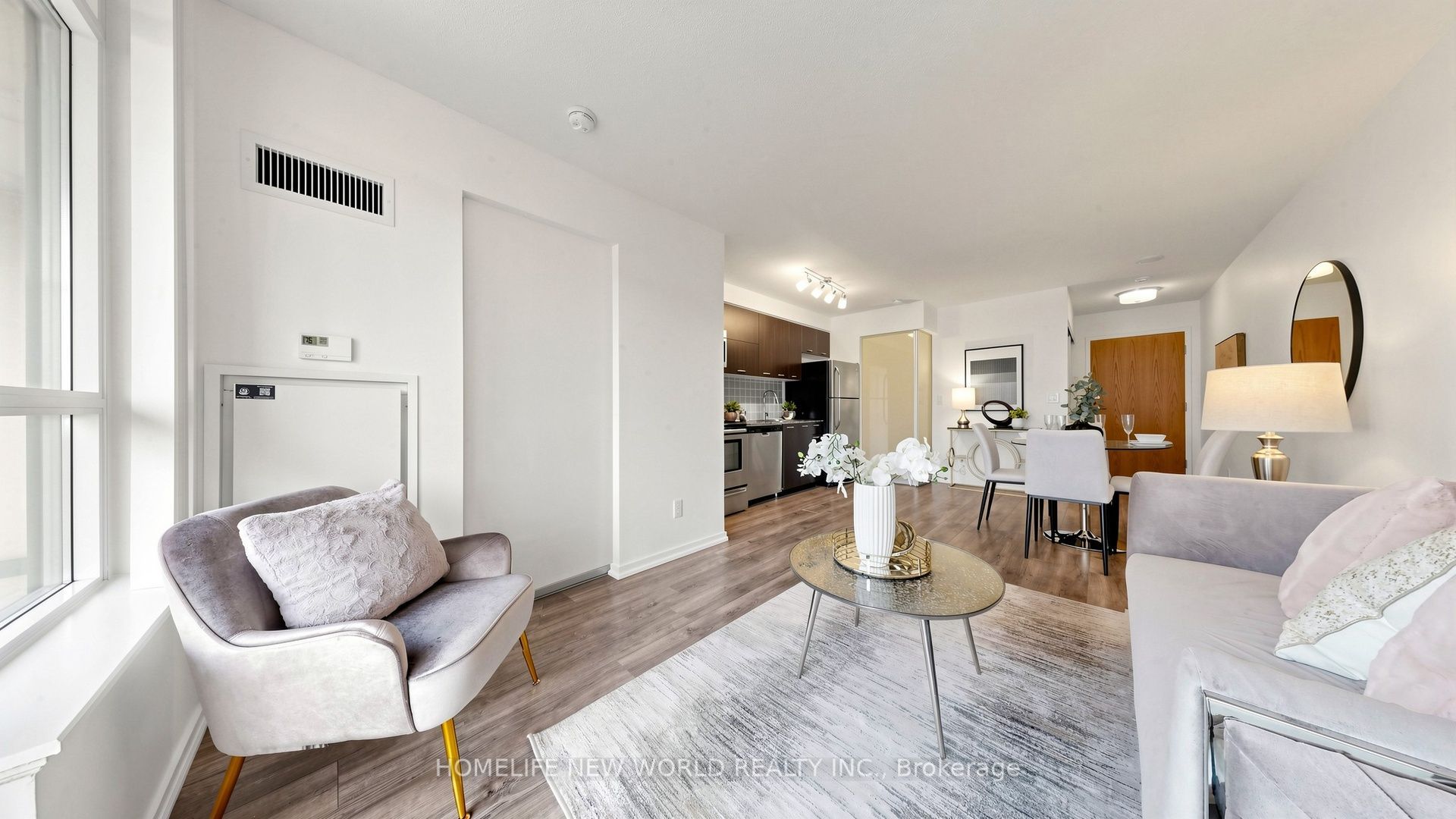 38 Joe Shuster Way 425, Toronto, ON M6K 0A4 photo 5