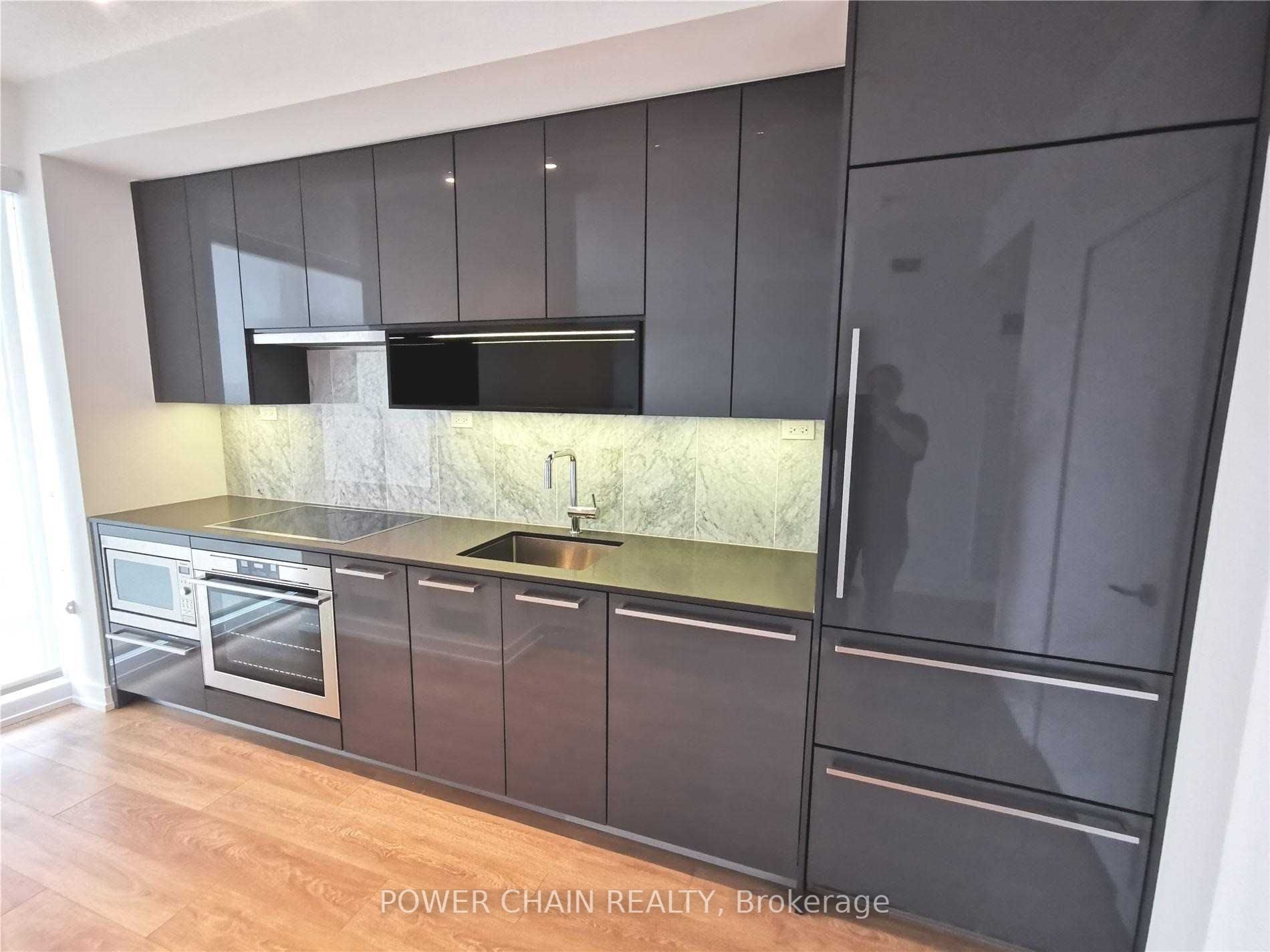 117 Mcmahon Drive 2201, Toronto, ON M2K 0E4