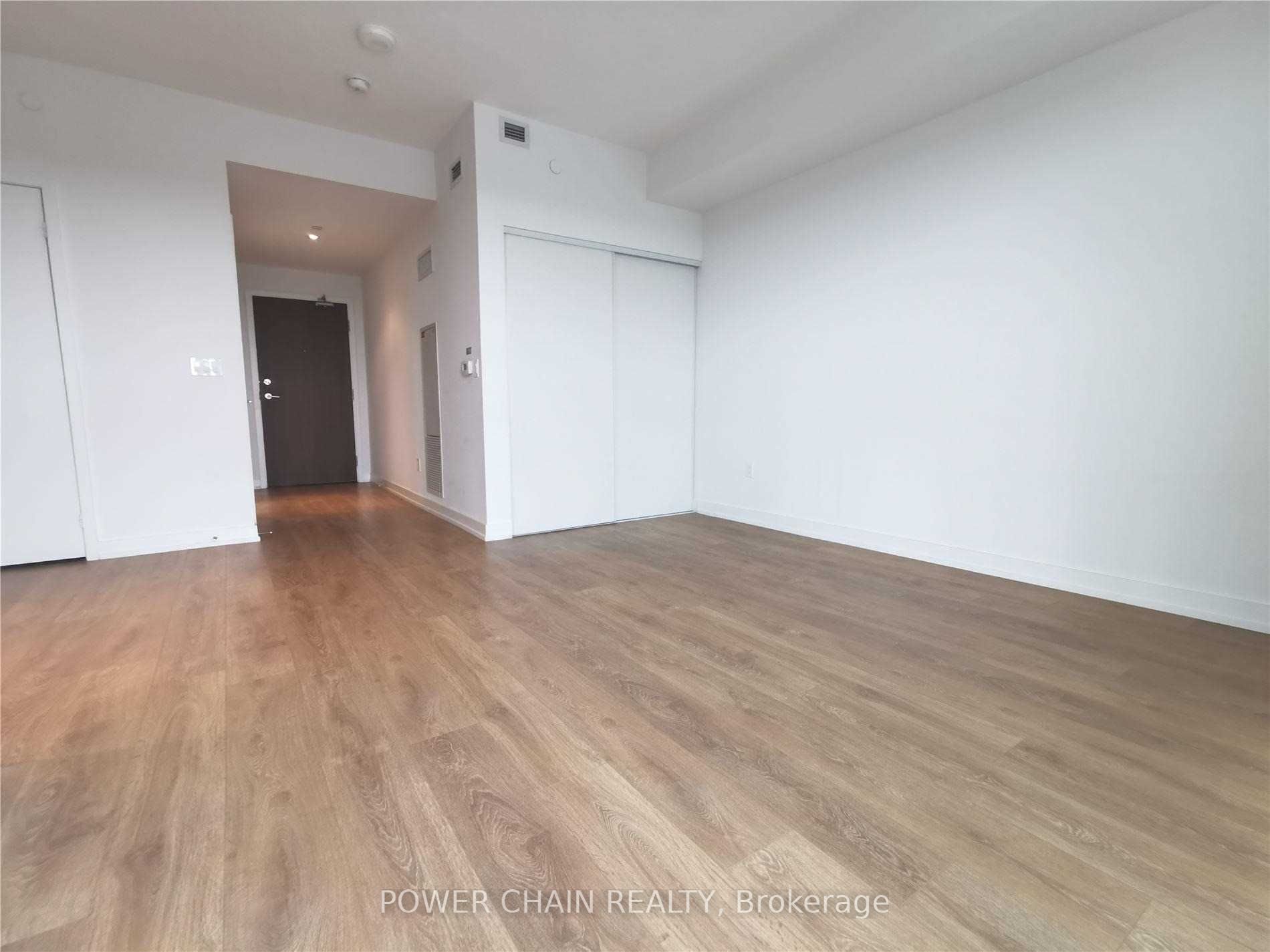 117 Mcmahon Drive 2201, Toronto, ON M2K 0E4 photo 5