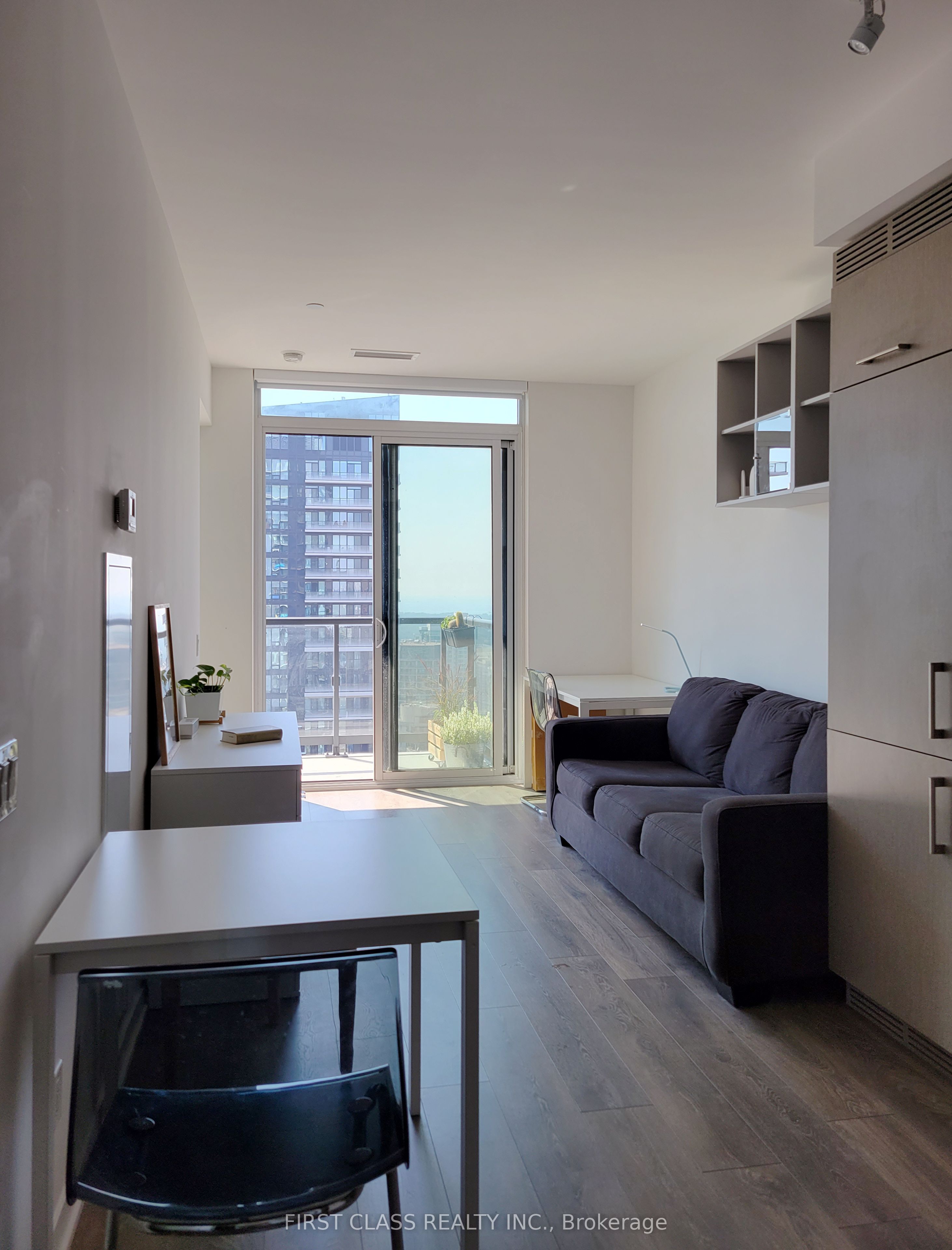 87 Peter Street 3901, Toronto, ON M5V 2G4 photo 2