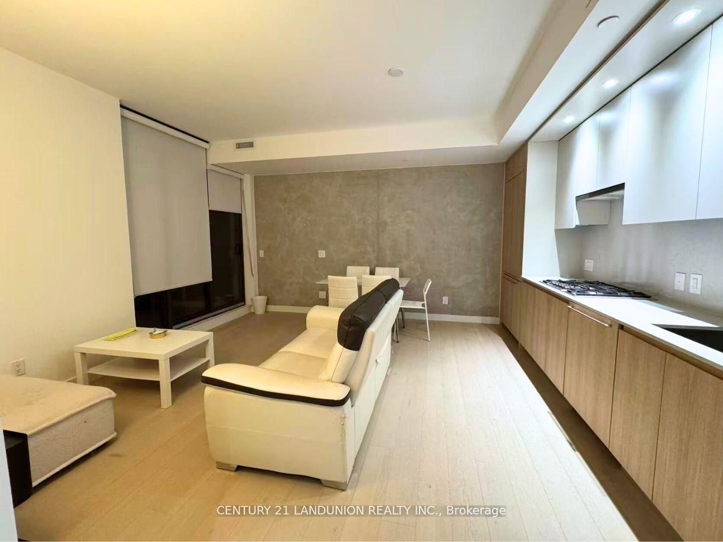81 Wellesley Street E 1401, Toronto, ON M4Y 0C5 photo 5
