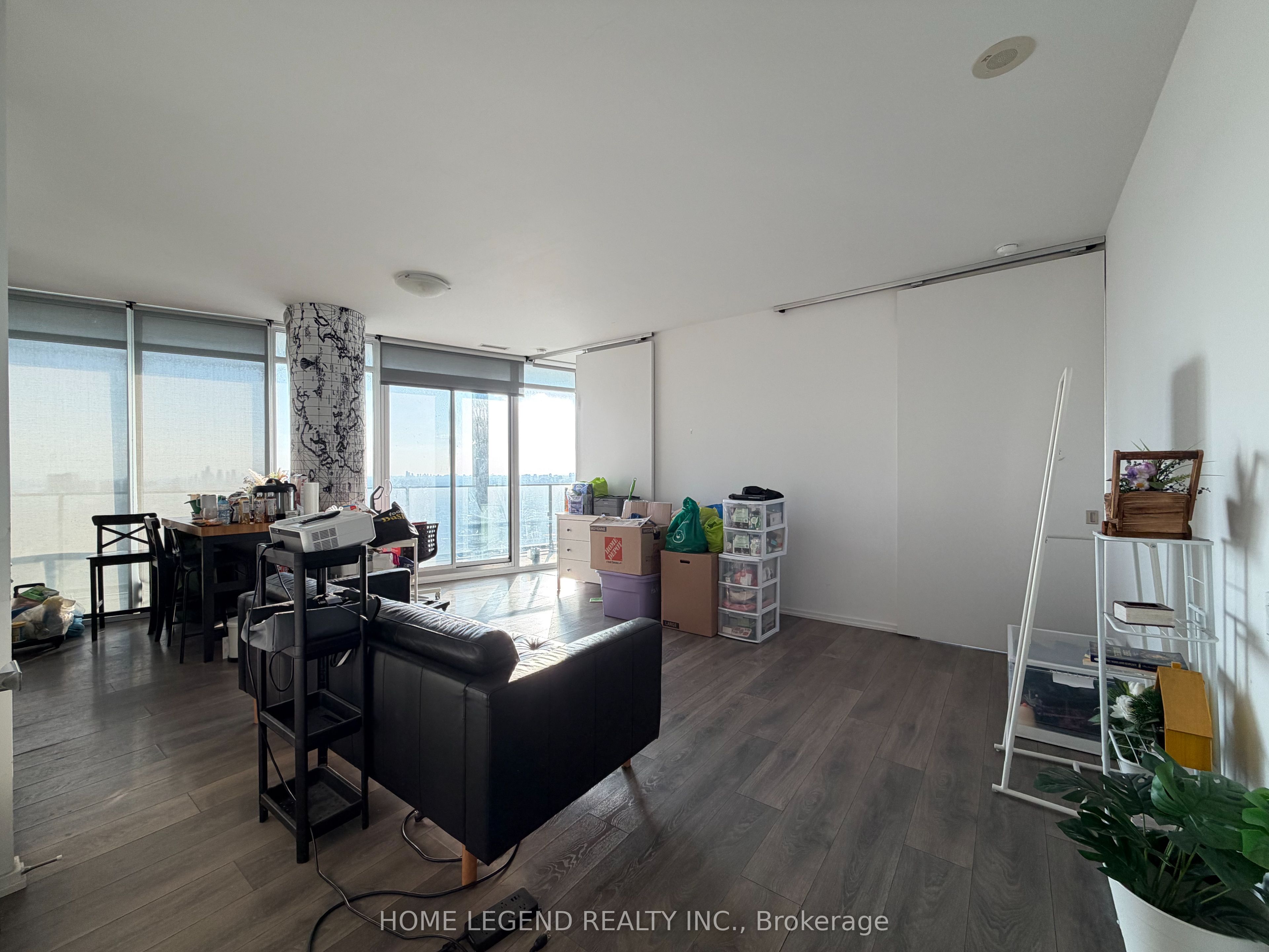 125 Peter Street 2602, Toronto, ON M5V 0M2 photo 3