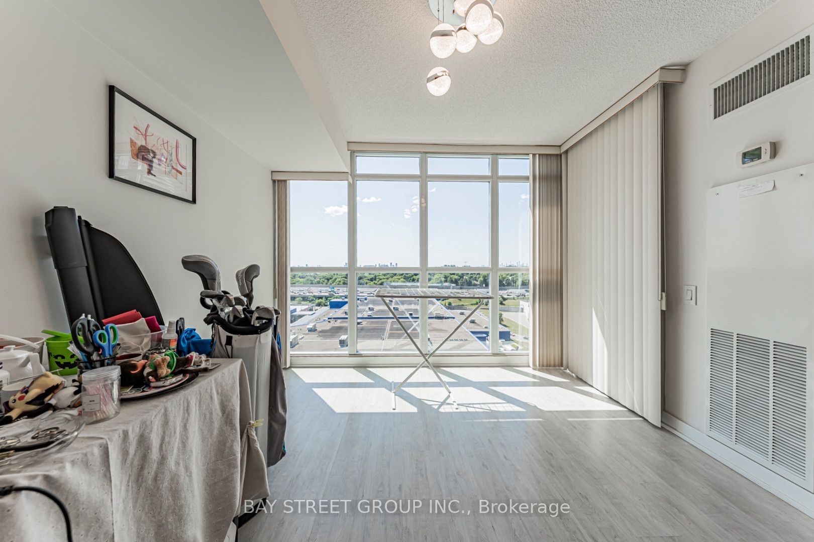 19 Singer Court 1523, Toronto, ON M2K 0B2 photo 4