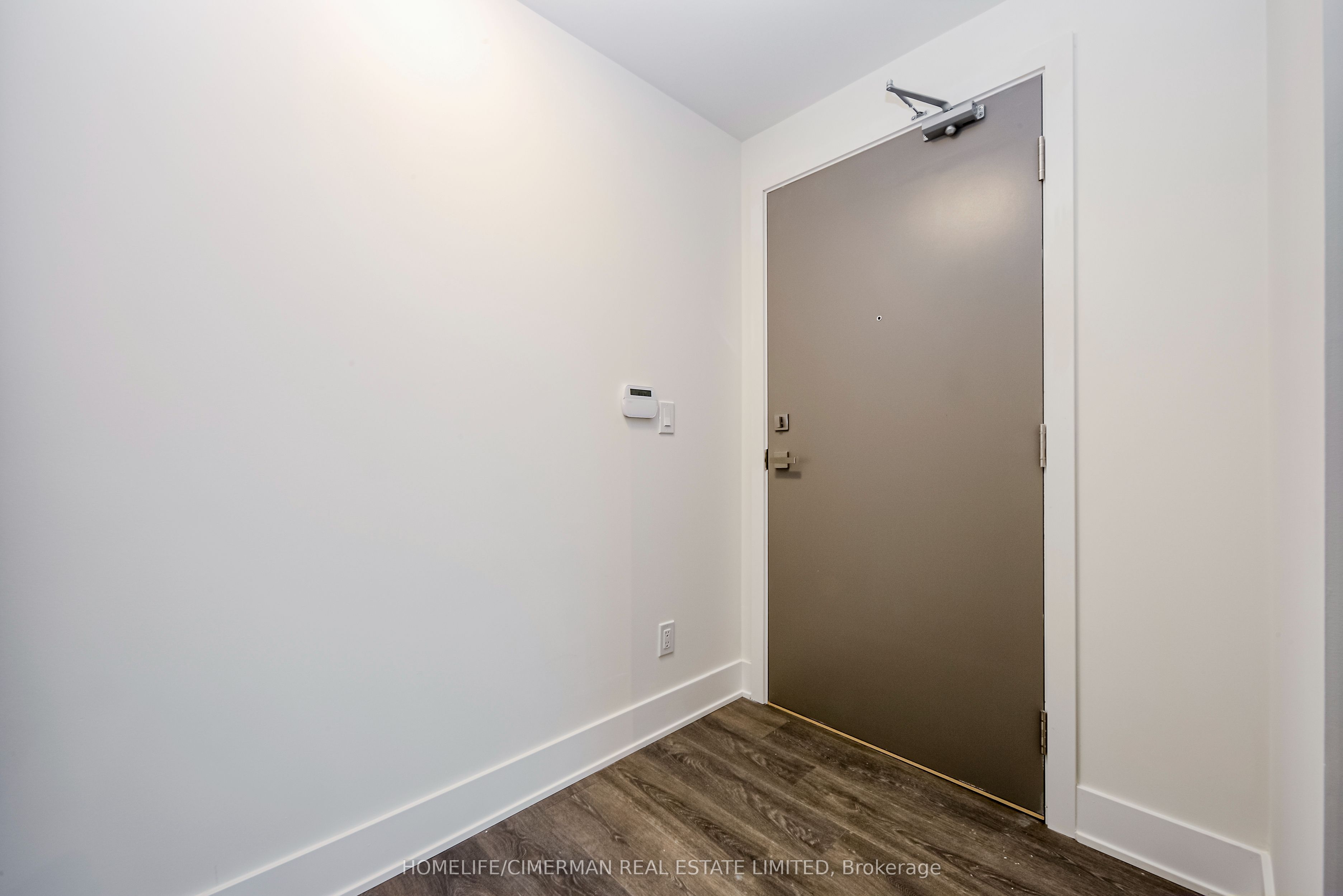 188 Fairview Mall Drive 1816, Toronto, ON M2J 4T1 photo 2