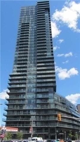 825 Church Street 2907, Toronto, ON M4W 3Z4