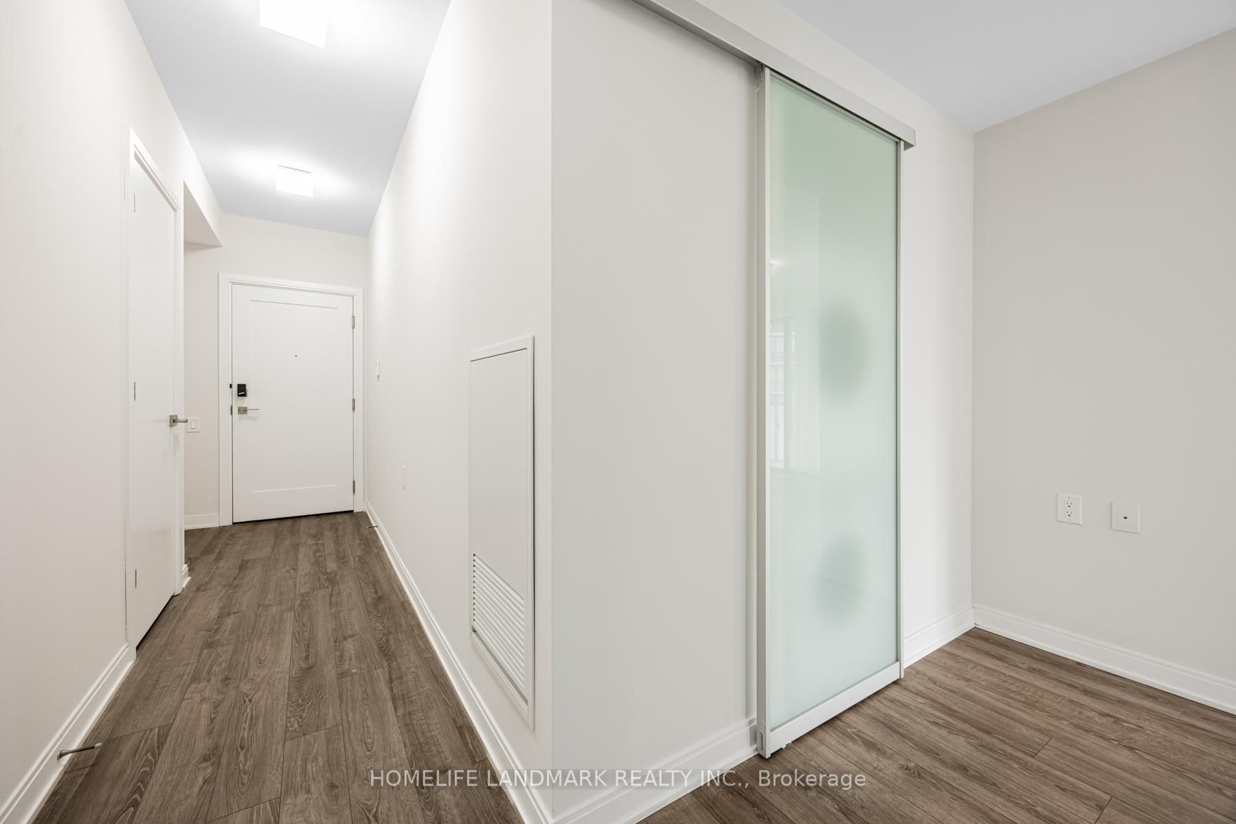 50 Charles Street E 2305, Toronto, ON M4Y 0C3 photo 2