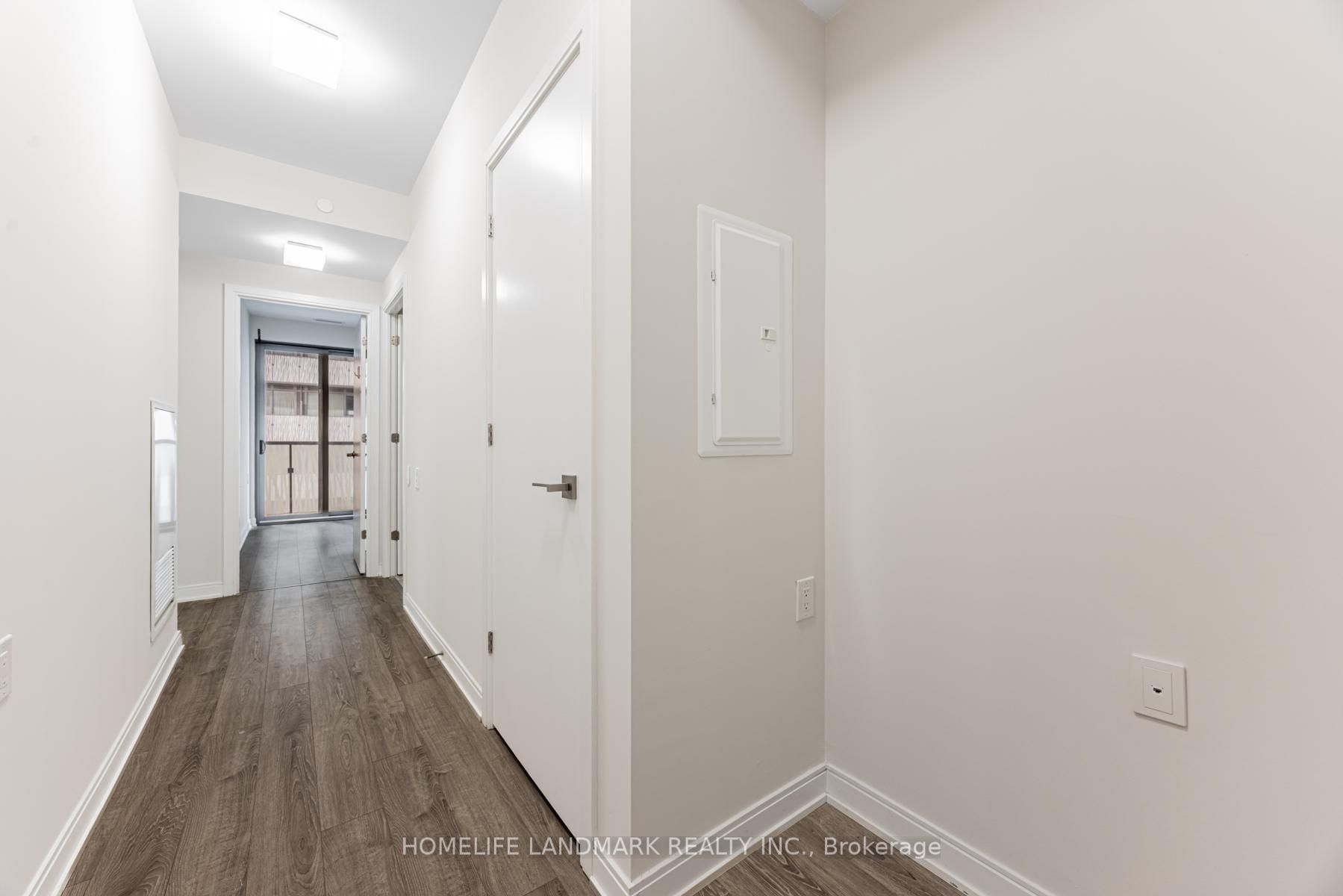 50 Charles Street E 2305, Toronto, ON M4Y 0C3 photo 3