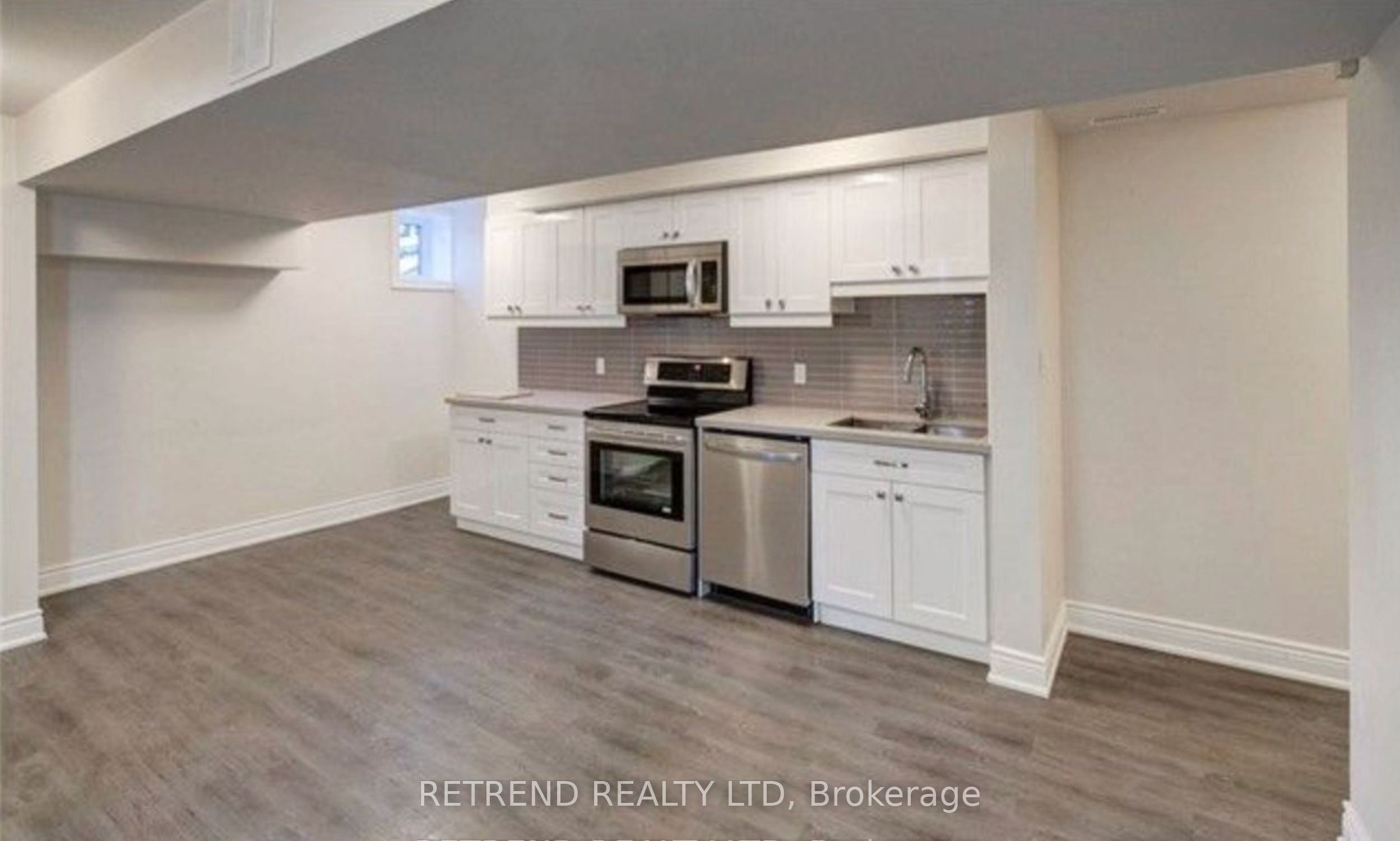 892 Palmerston Avenue Bxmt, Toronto, ON M6G 2S2 photo 3