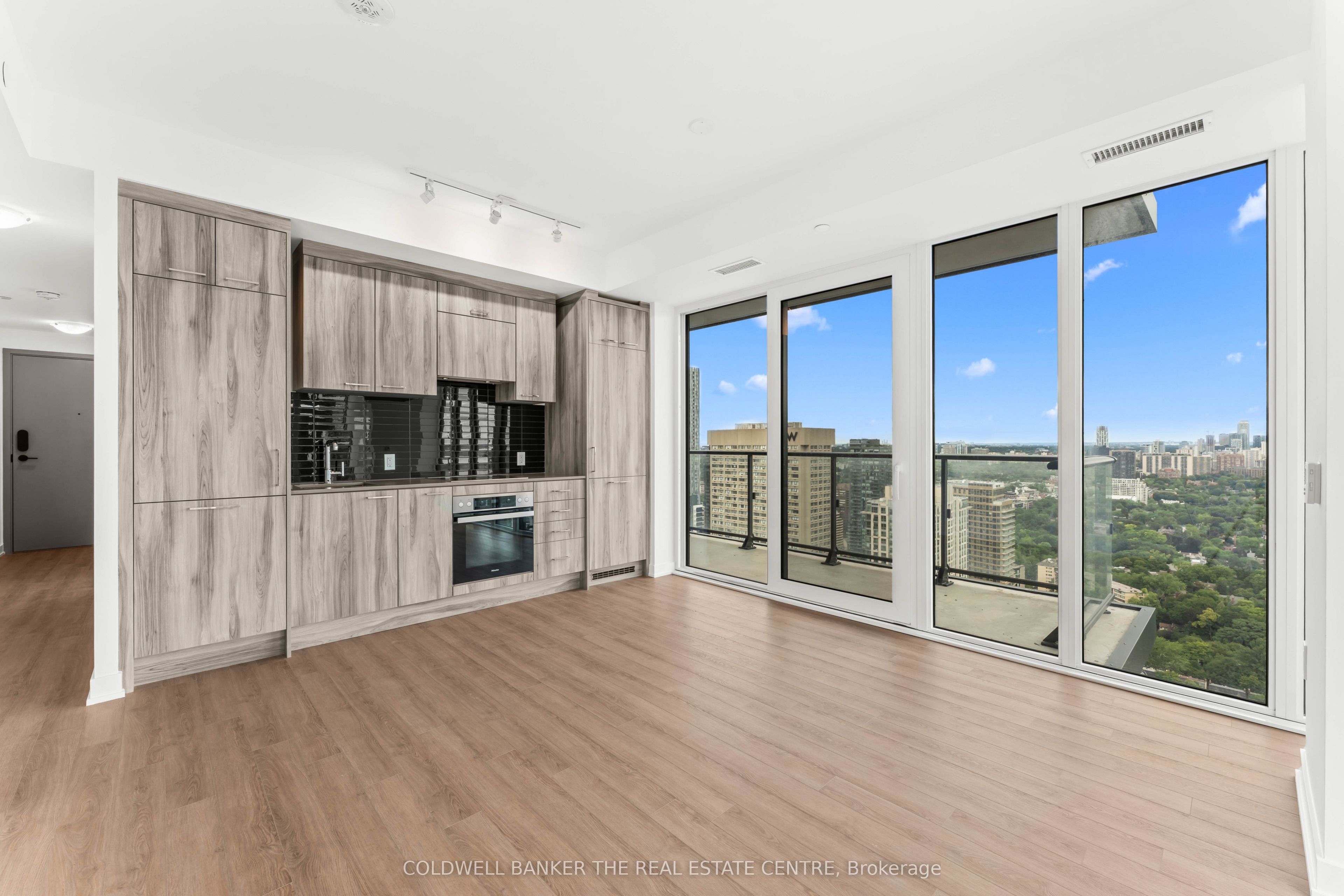634 Church Street 3905, Toronto, ON M4Y 2G3 photo 3