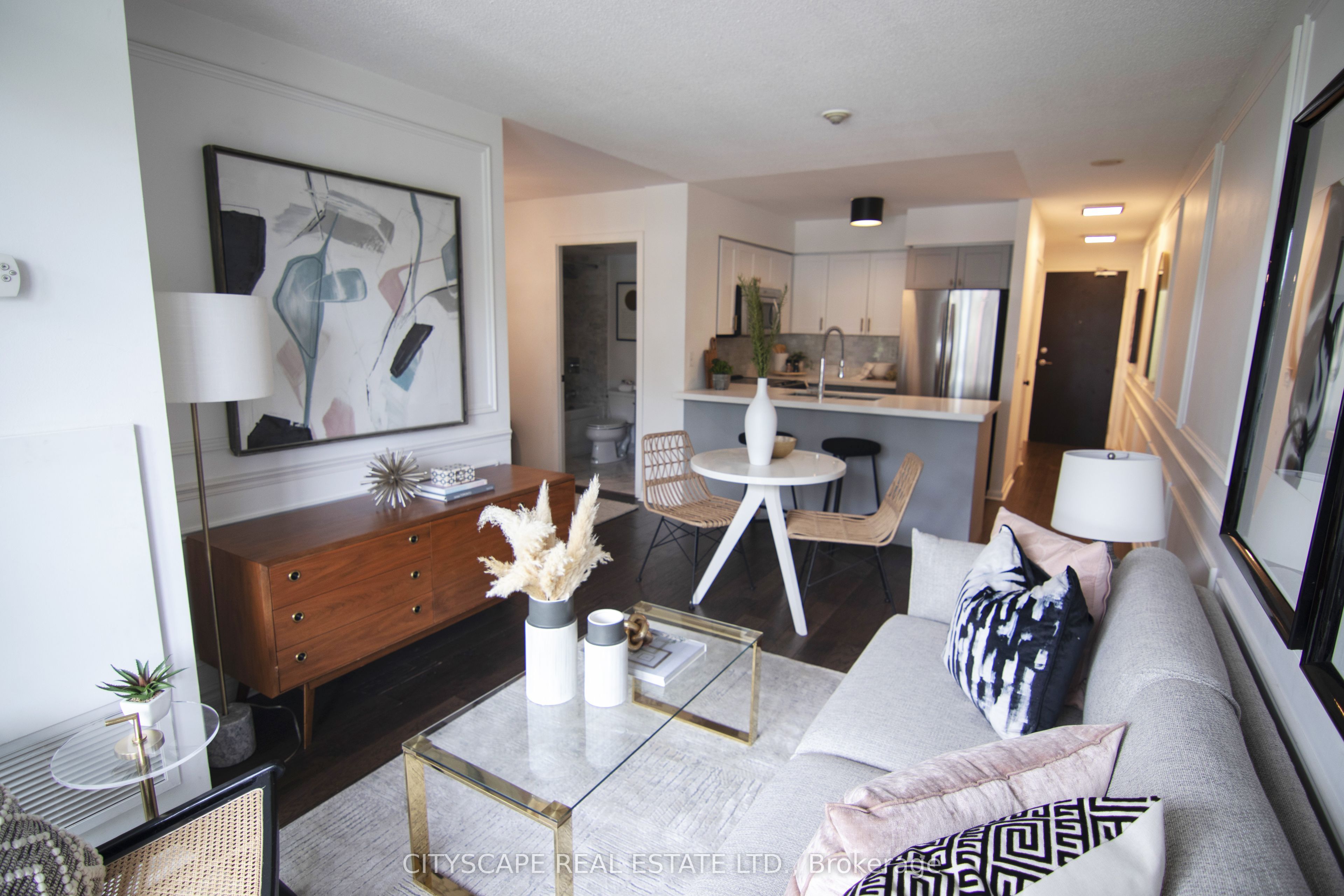 231 Fort York Boulevard 322, Toronto, ON M5V 1B2