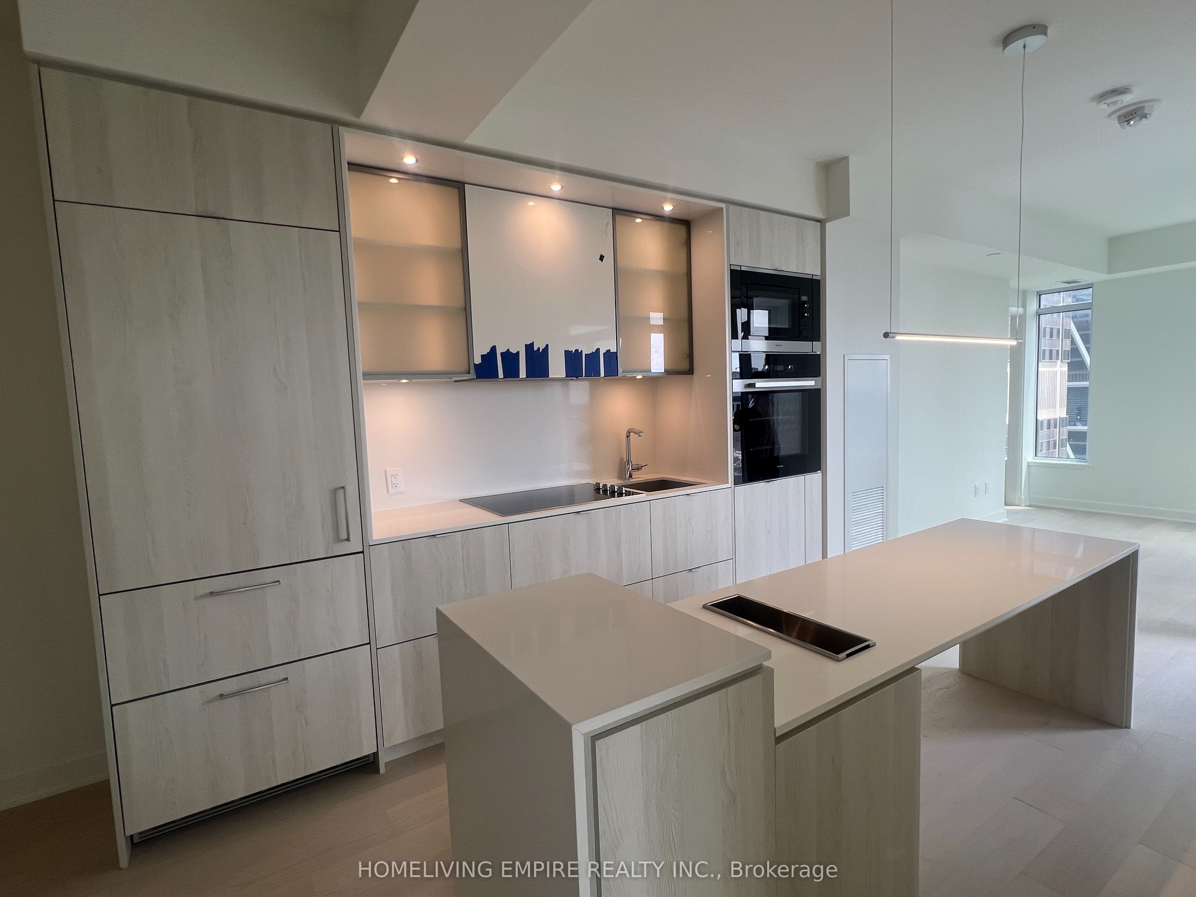 11 Yorkville Avenue 2212, Toronto, ON M4W 1L2 photo 4