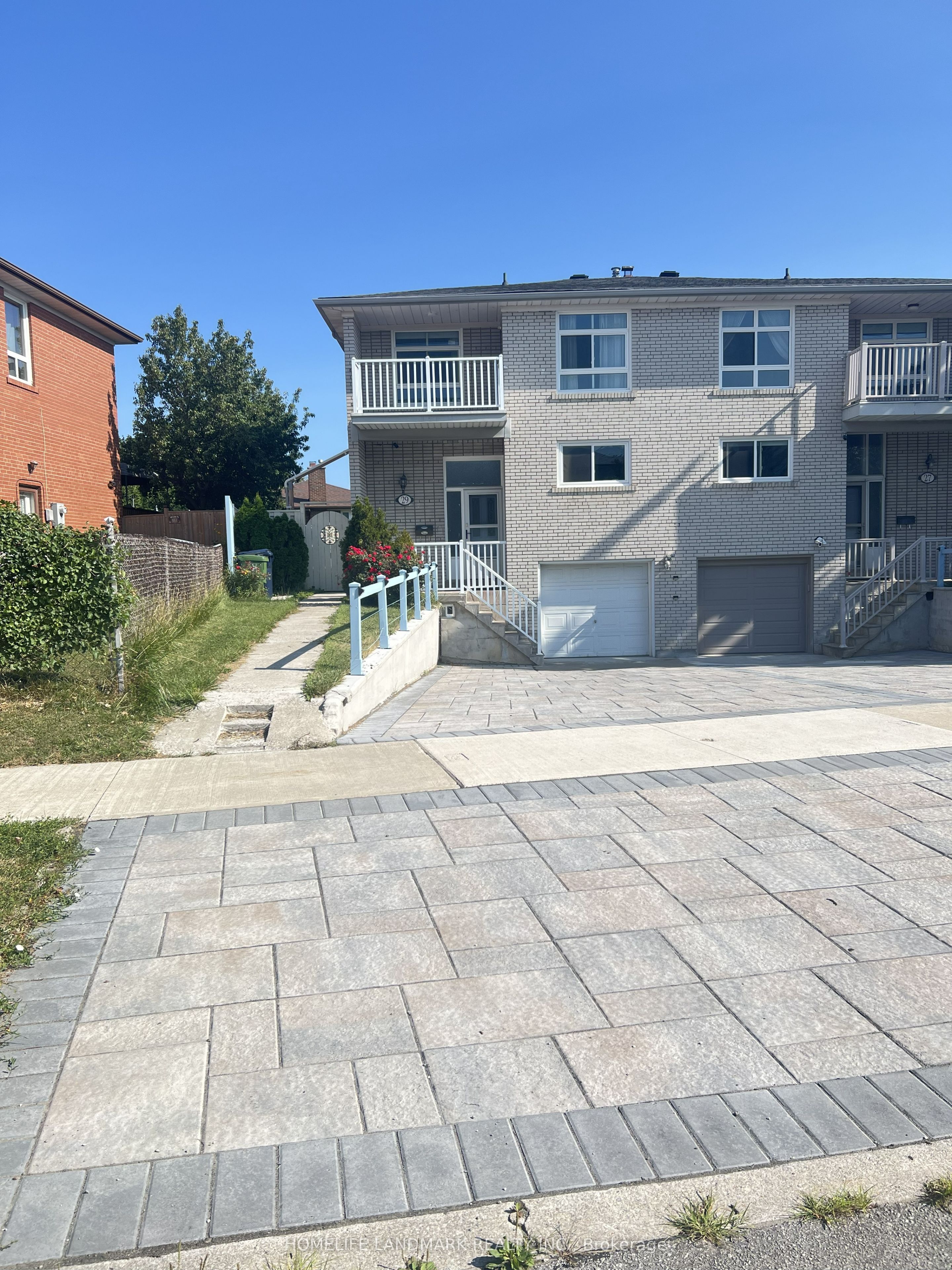 29 Tillplain Road NW, Toronto, ON M3H 5R1 photo 3
