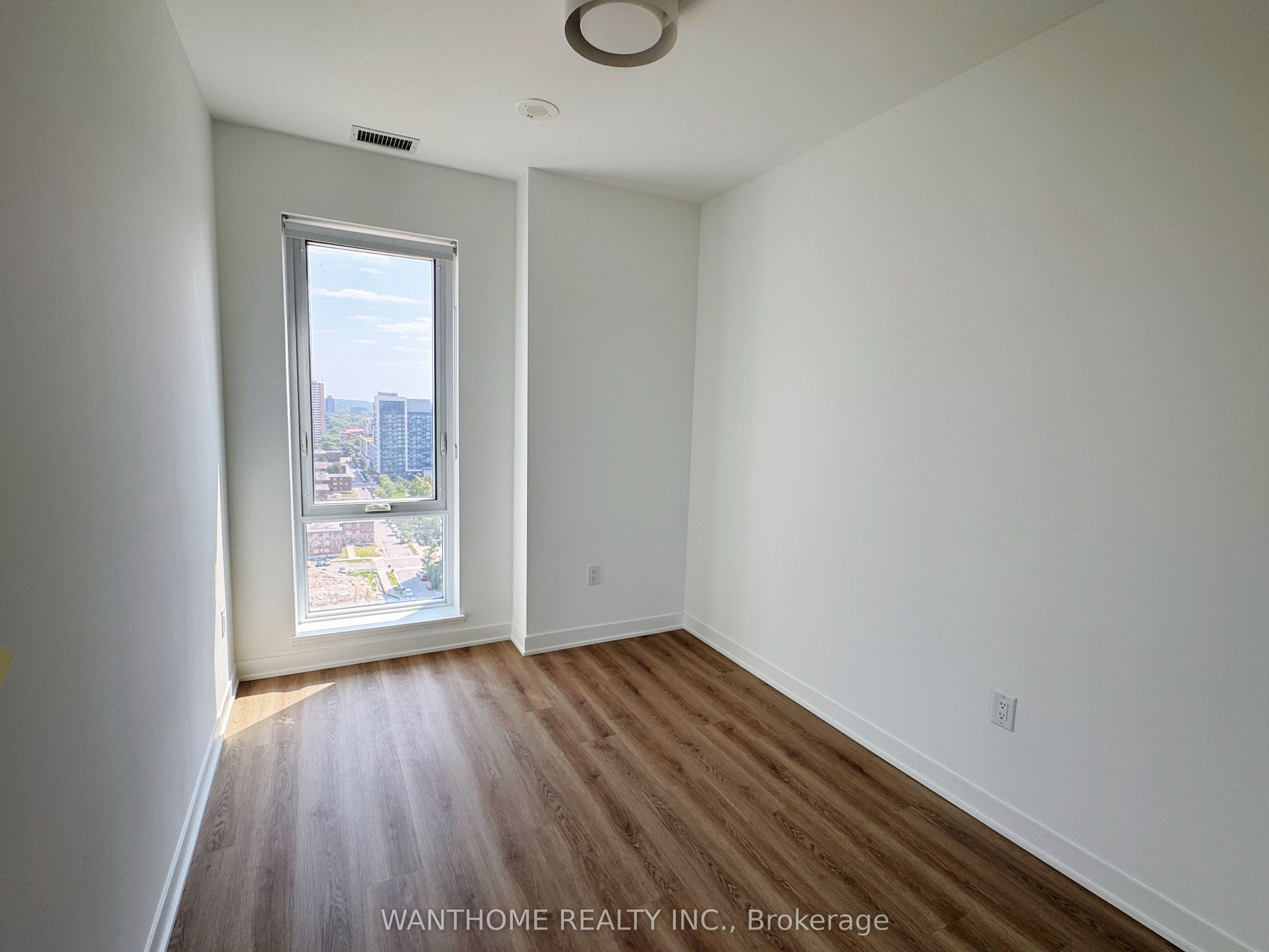 10 Oak Street E 1602, Toronto, ON M5A 0Z1 photo 4