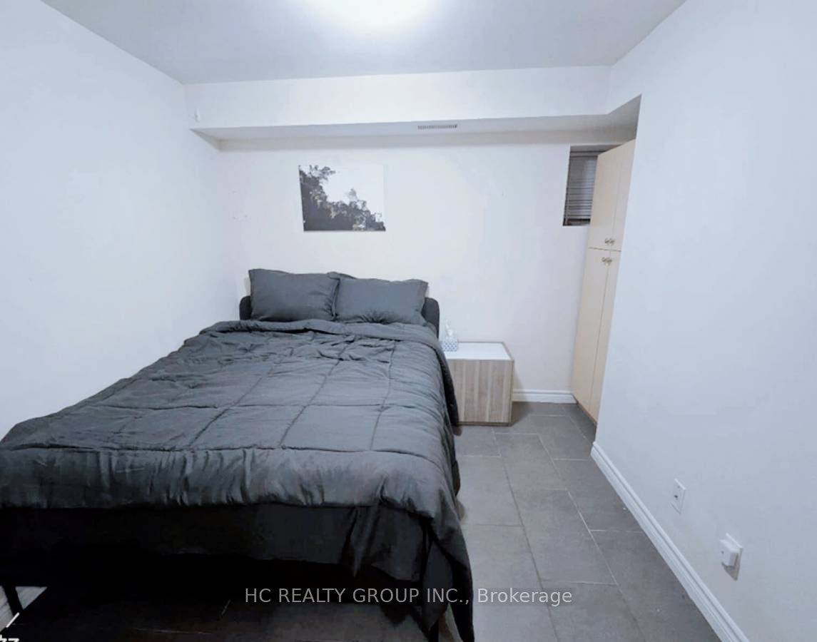 629 Bathurst Street, Toronto, ON M5S 2R2 photo 4
