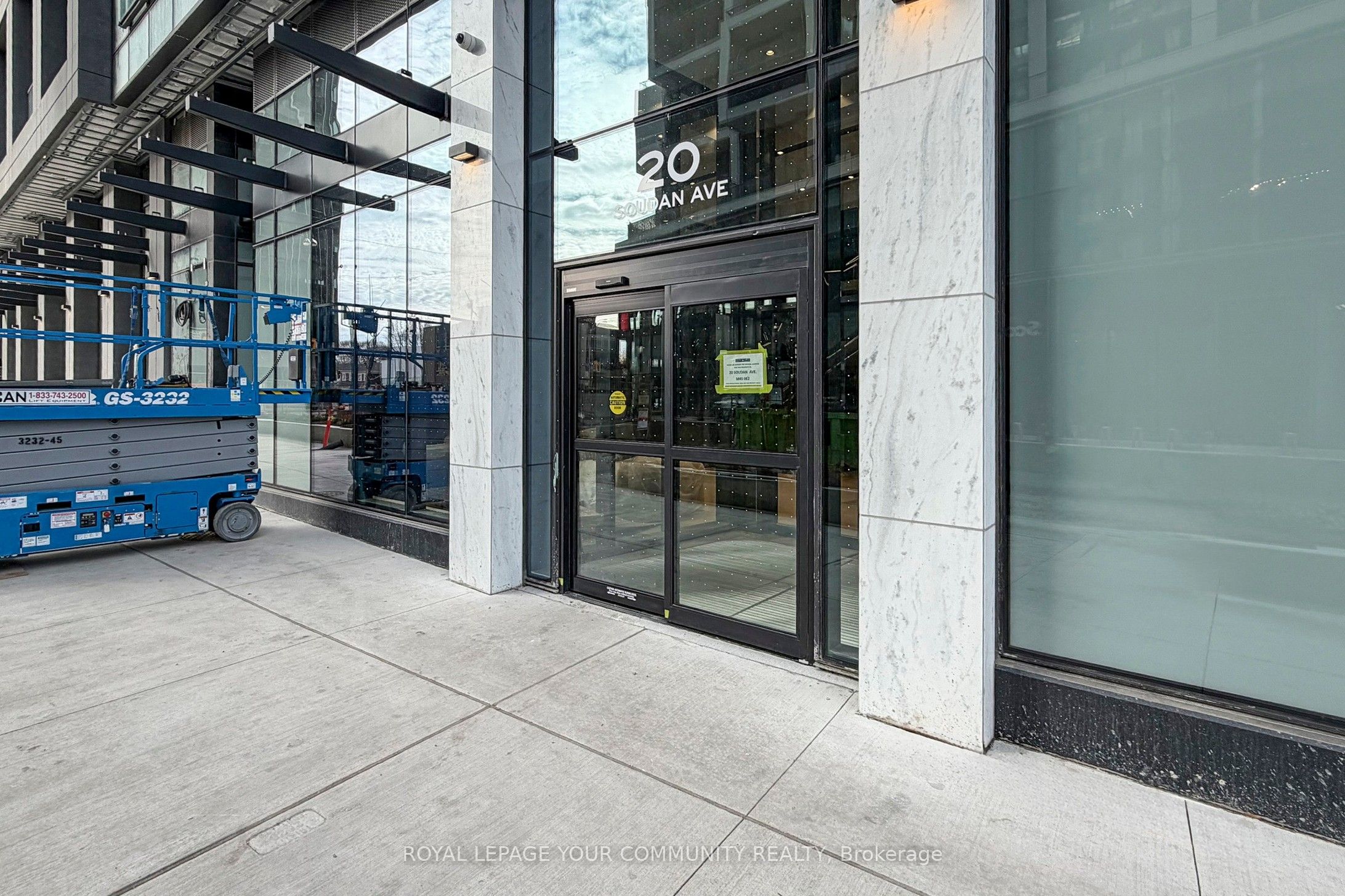 20 Soudan Avenue 2504, Toronto, ON M4S 0E2 photo 2