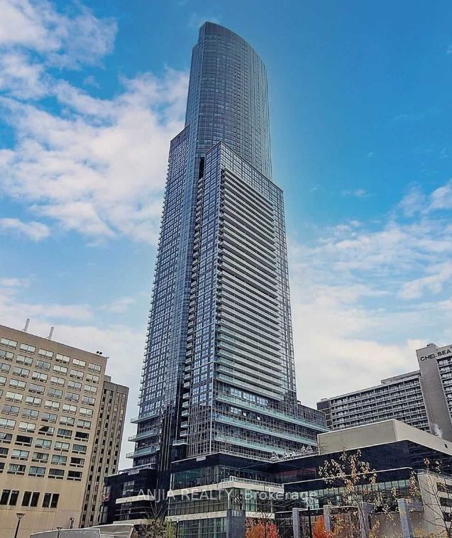 386 Yonge Street 817, Toronto, ON M5B 0A5 photo 3